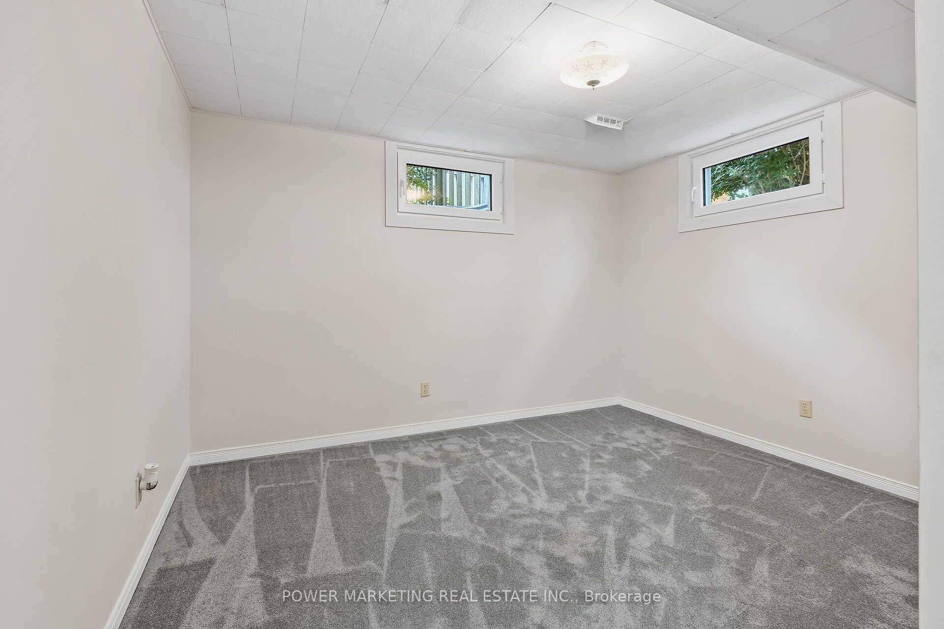 18 Gale Street Property Photo 34
