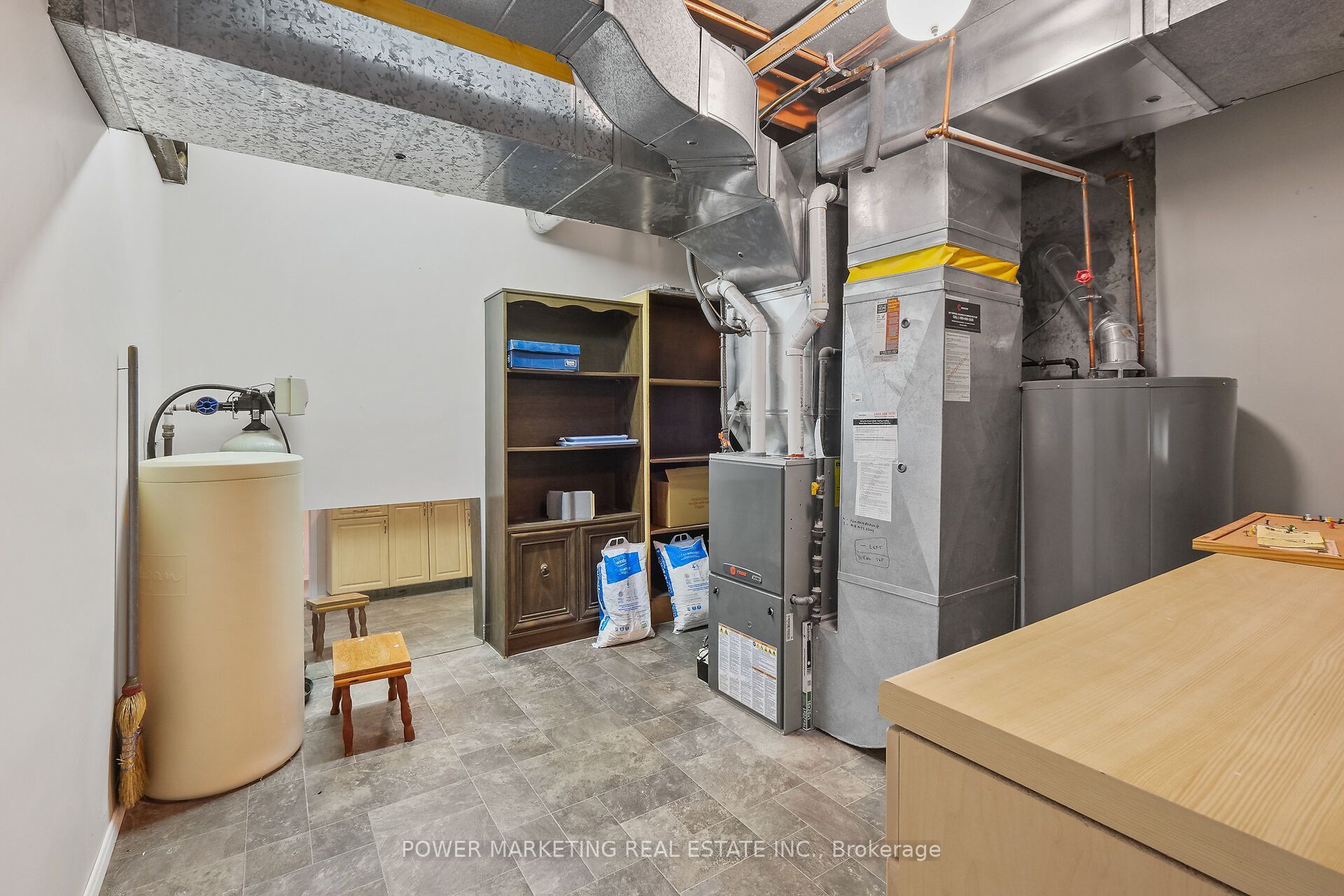 18 Gale Street Property Photo 40