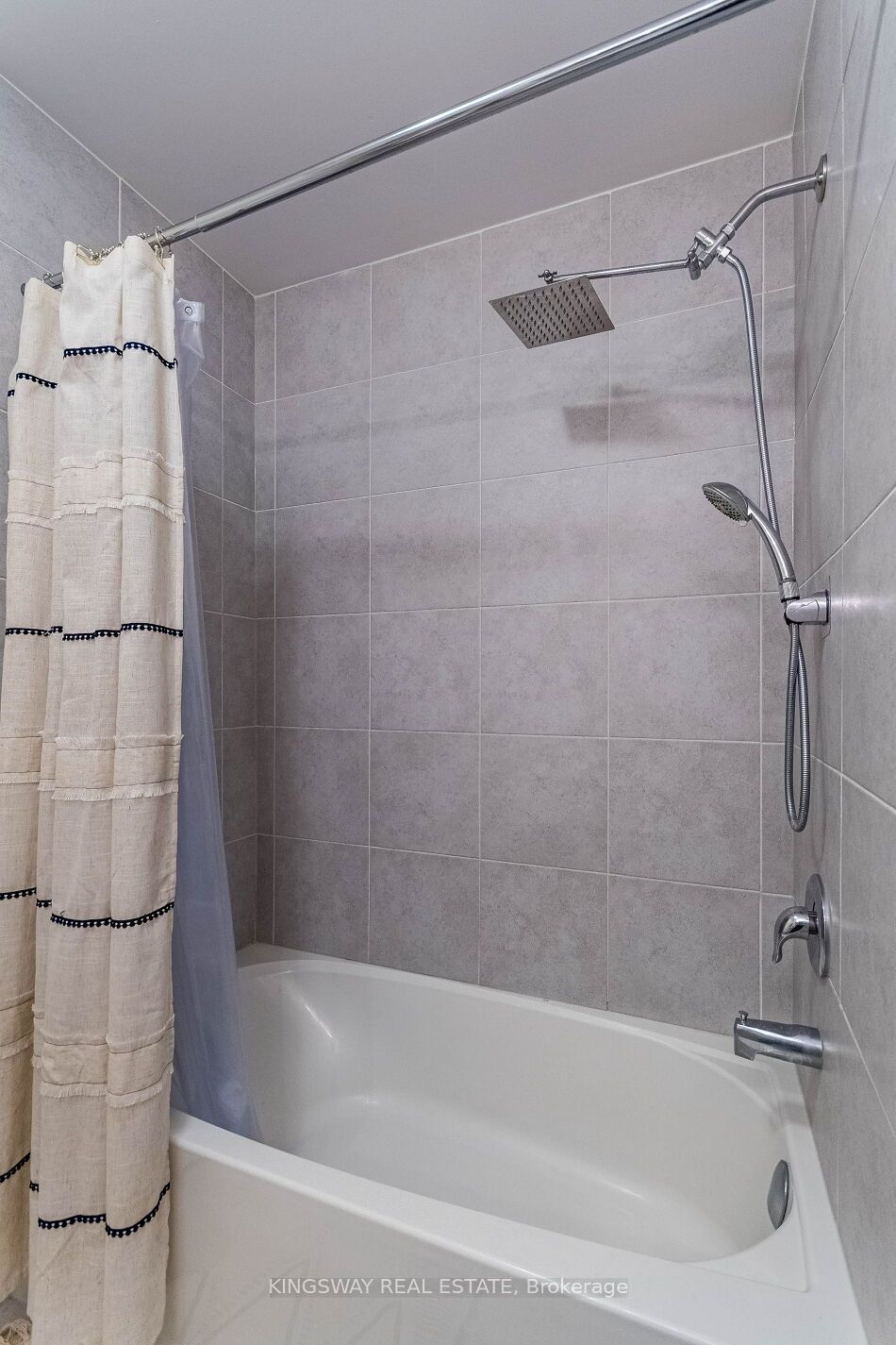 279 Skinner Road N 2 Property Photo 17