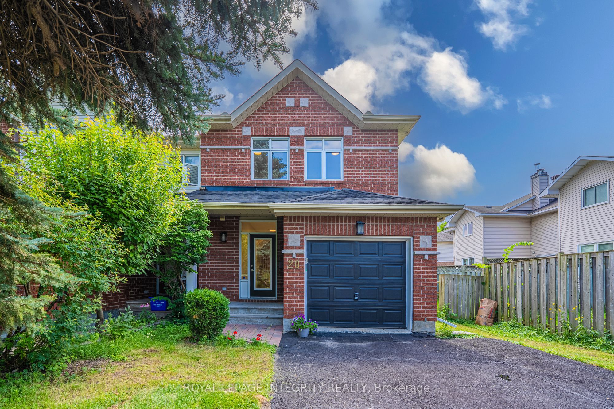 20 Redding Way Property Photo 1