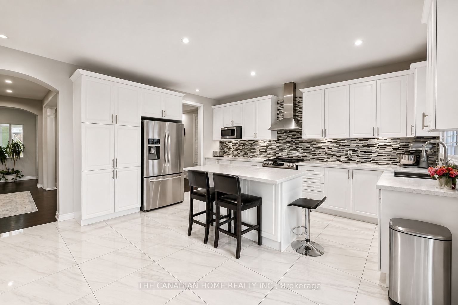 23 Chaumont Drive Property Photo 13