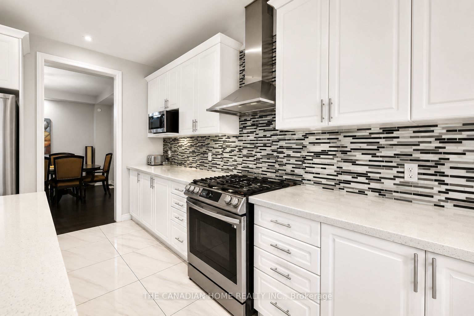23 Chaumont Drive Property Photo 15