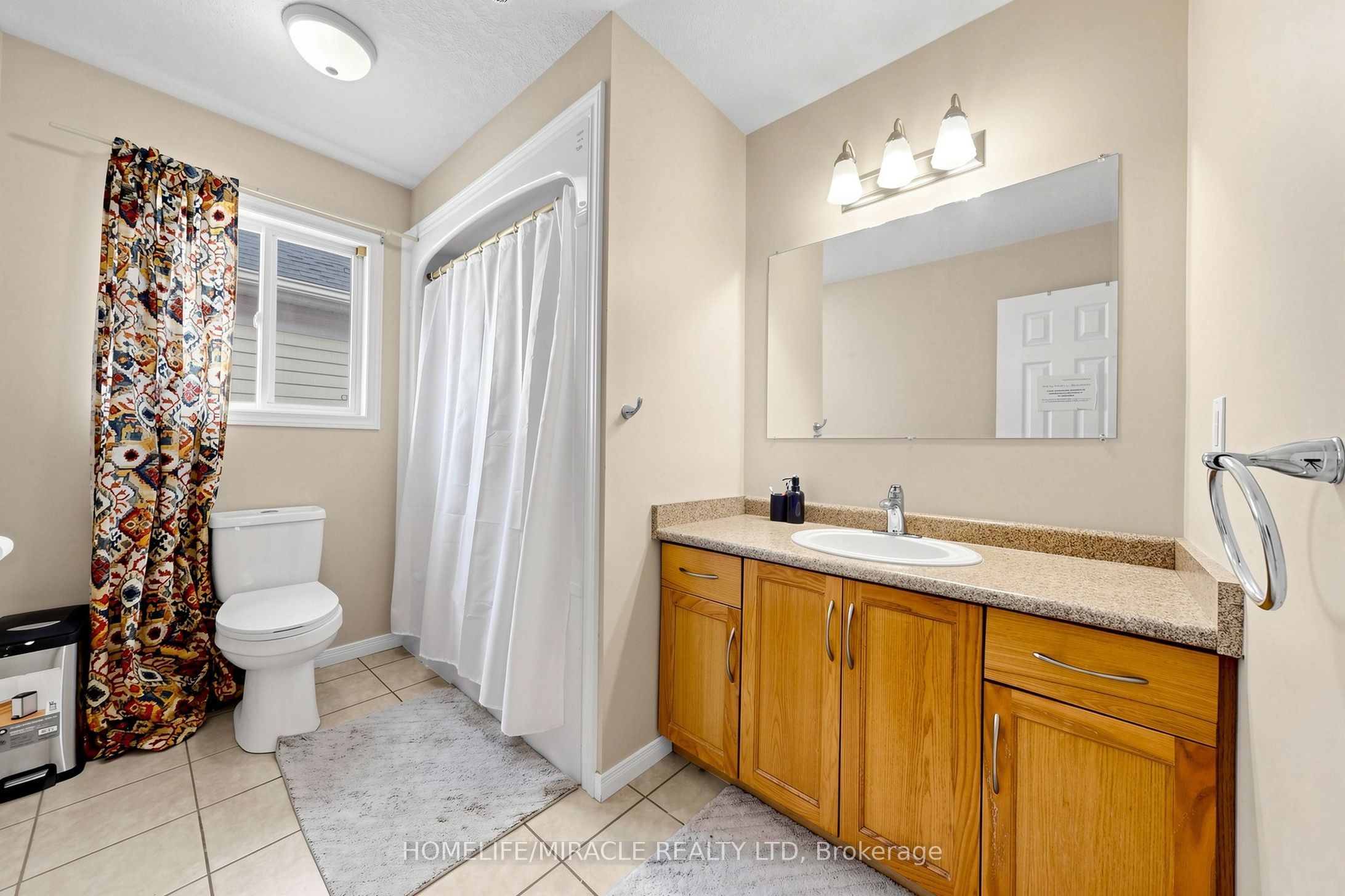 378 Mountain Laurel Crescent Property Photo 35