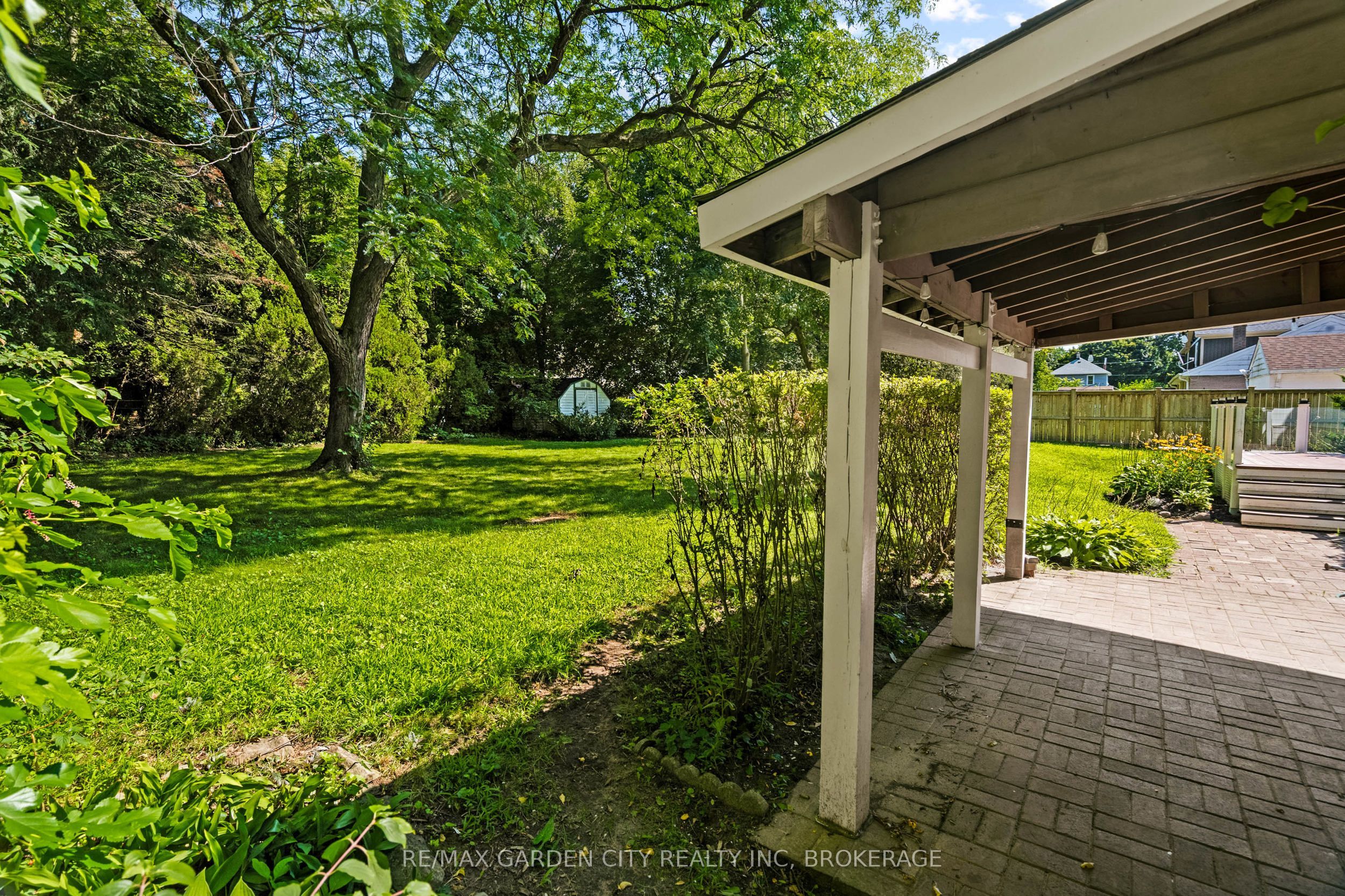 6751 Barker Street Property Photo 37