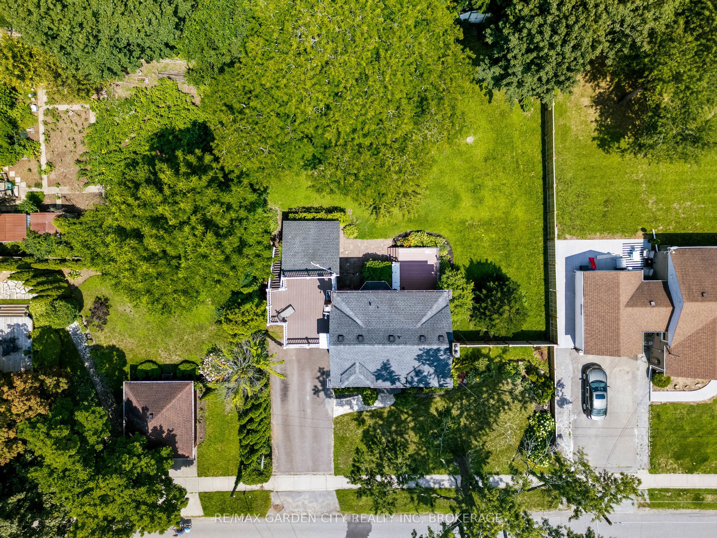 6751 Barker Street Property Photo 45