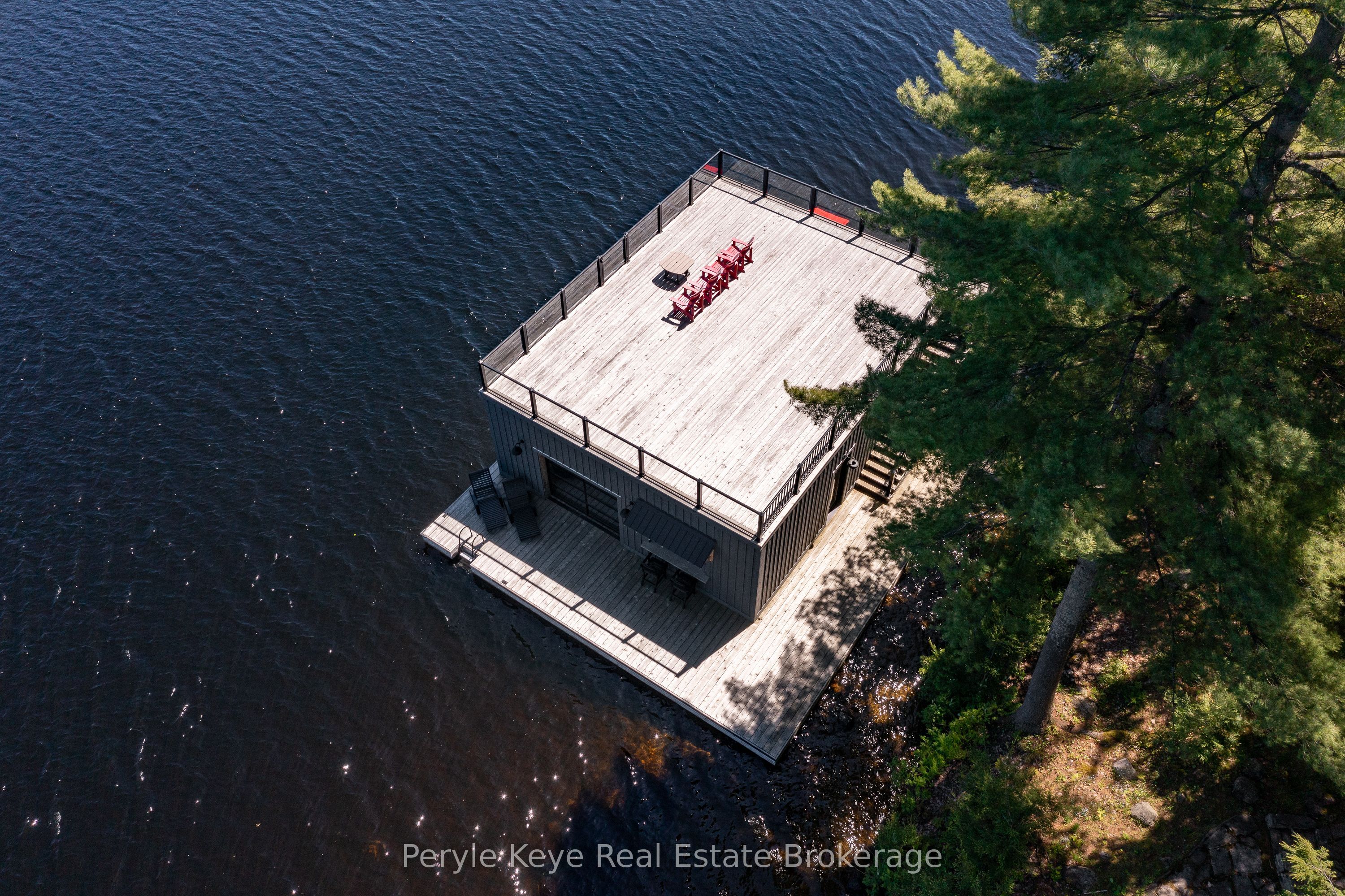 22-26 Taylor Island Property Photo 7
