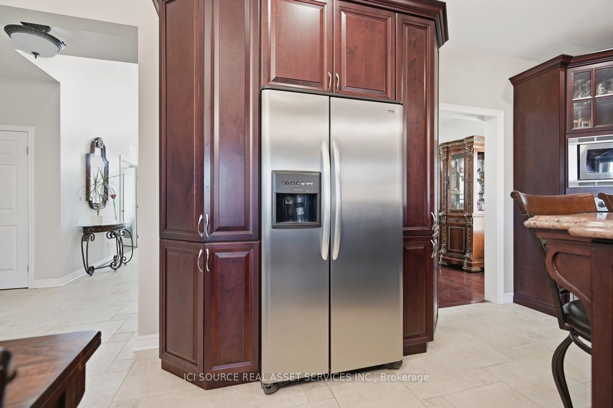 1017 Apricot Place Property Photo 15