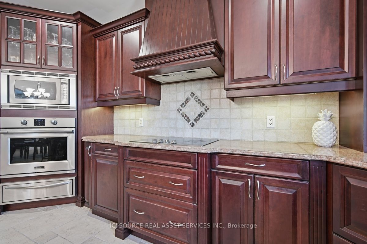 1017 Apricot Place Property Photo 16