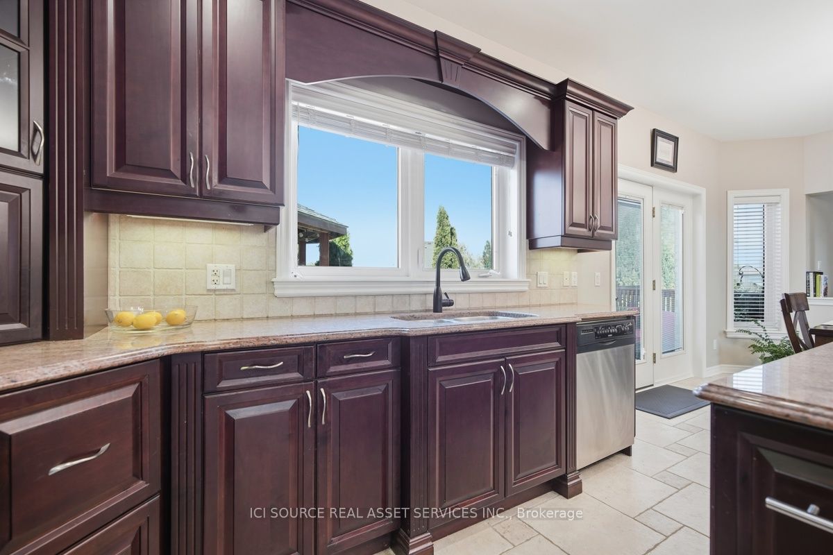 1017 Apricot Place Property Photo 17
