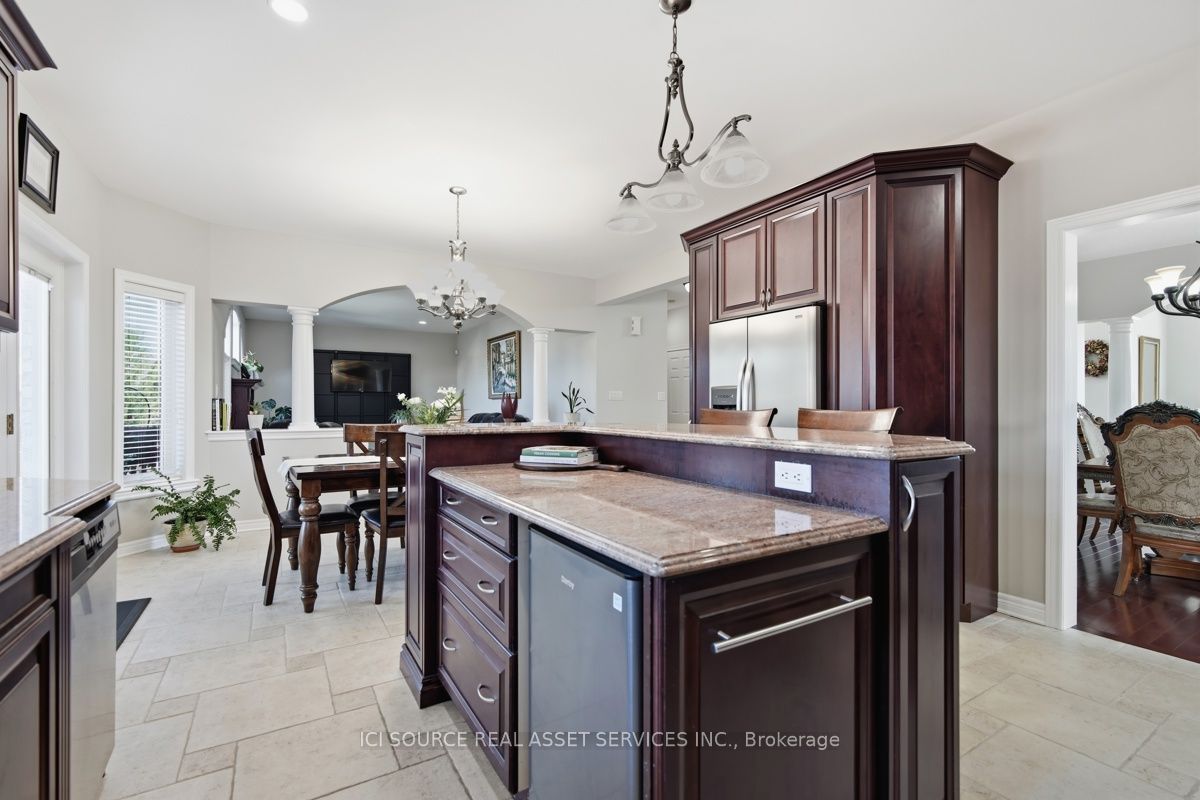 1017 Apricot Place Property Photo 18