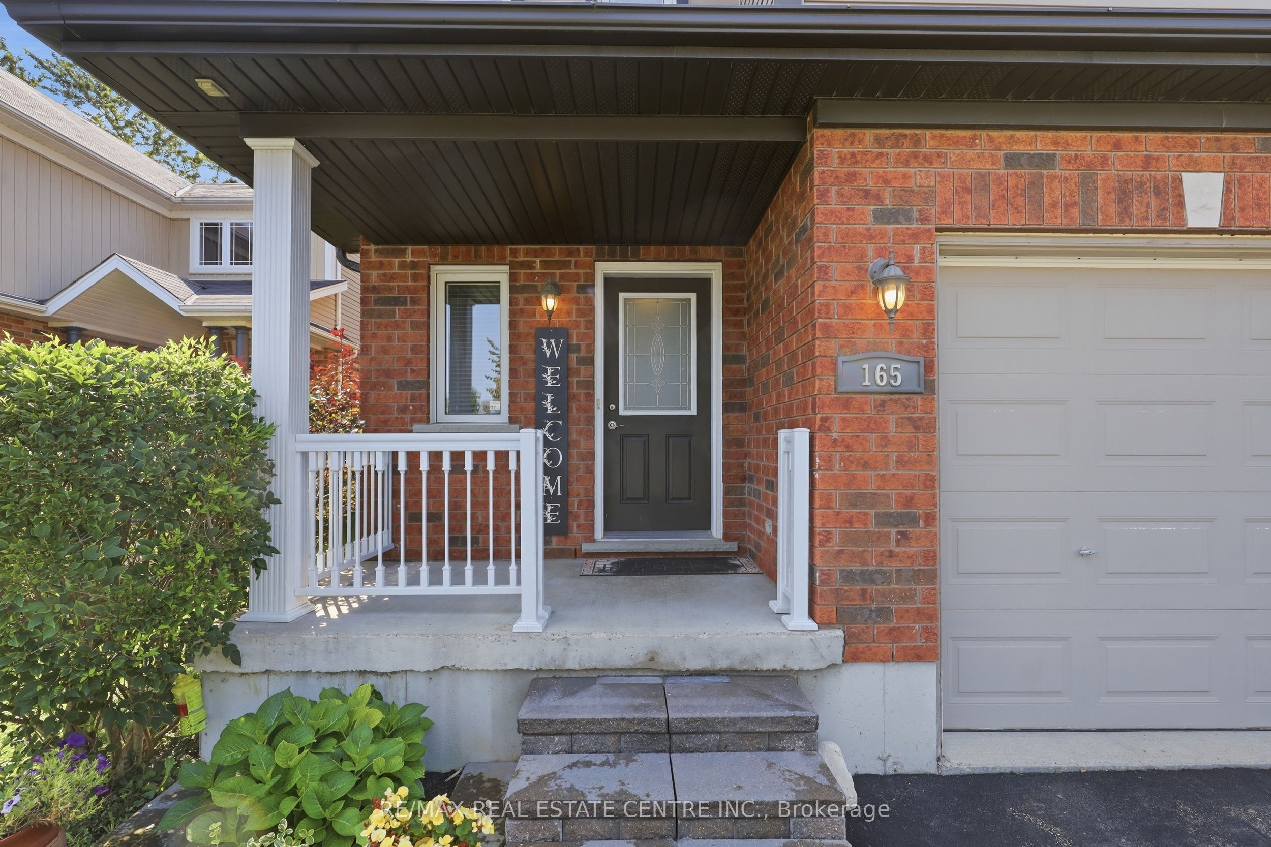 165 Silk Drive Property Photo 4