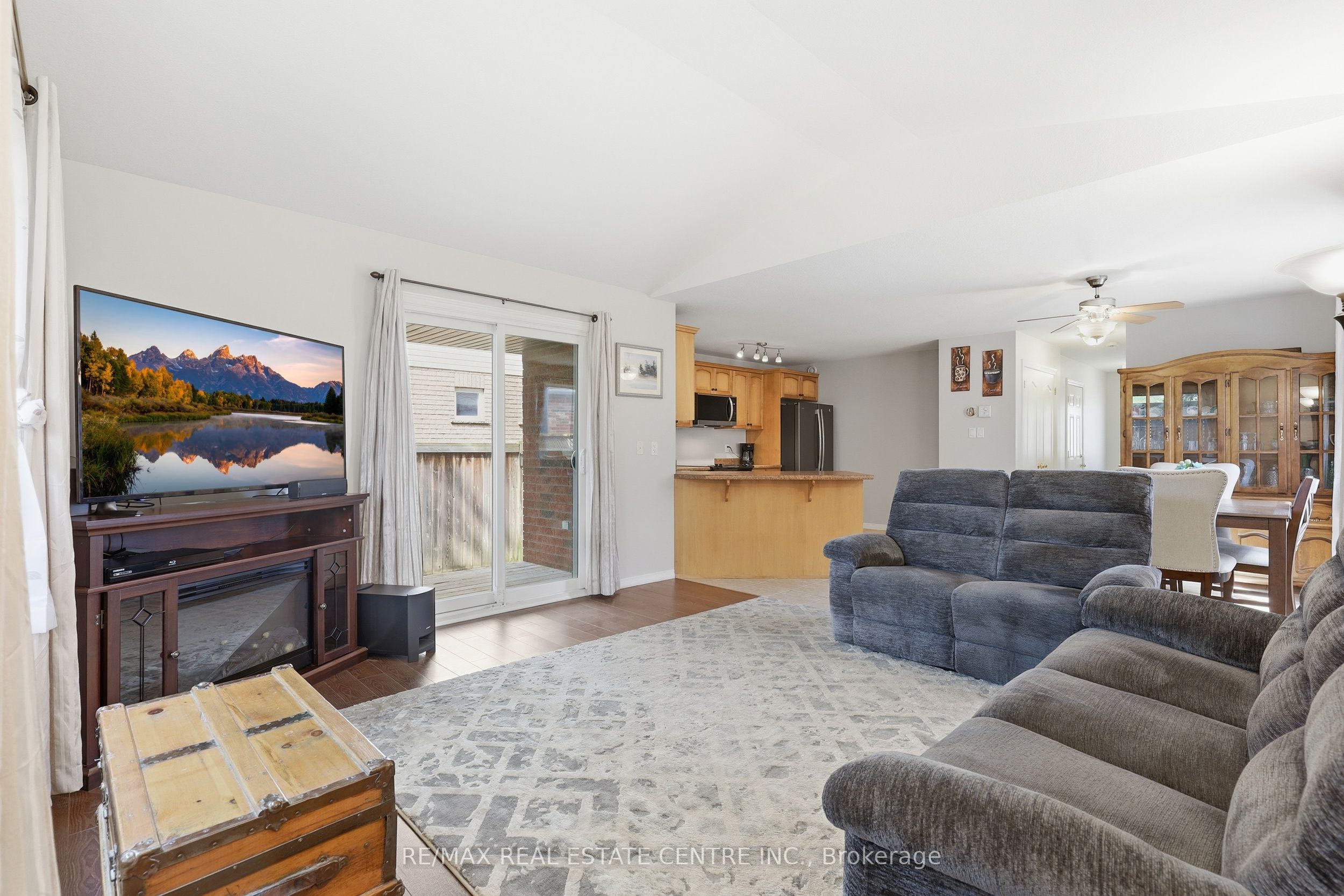 165 Silk Drive Property Photo 10