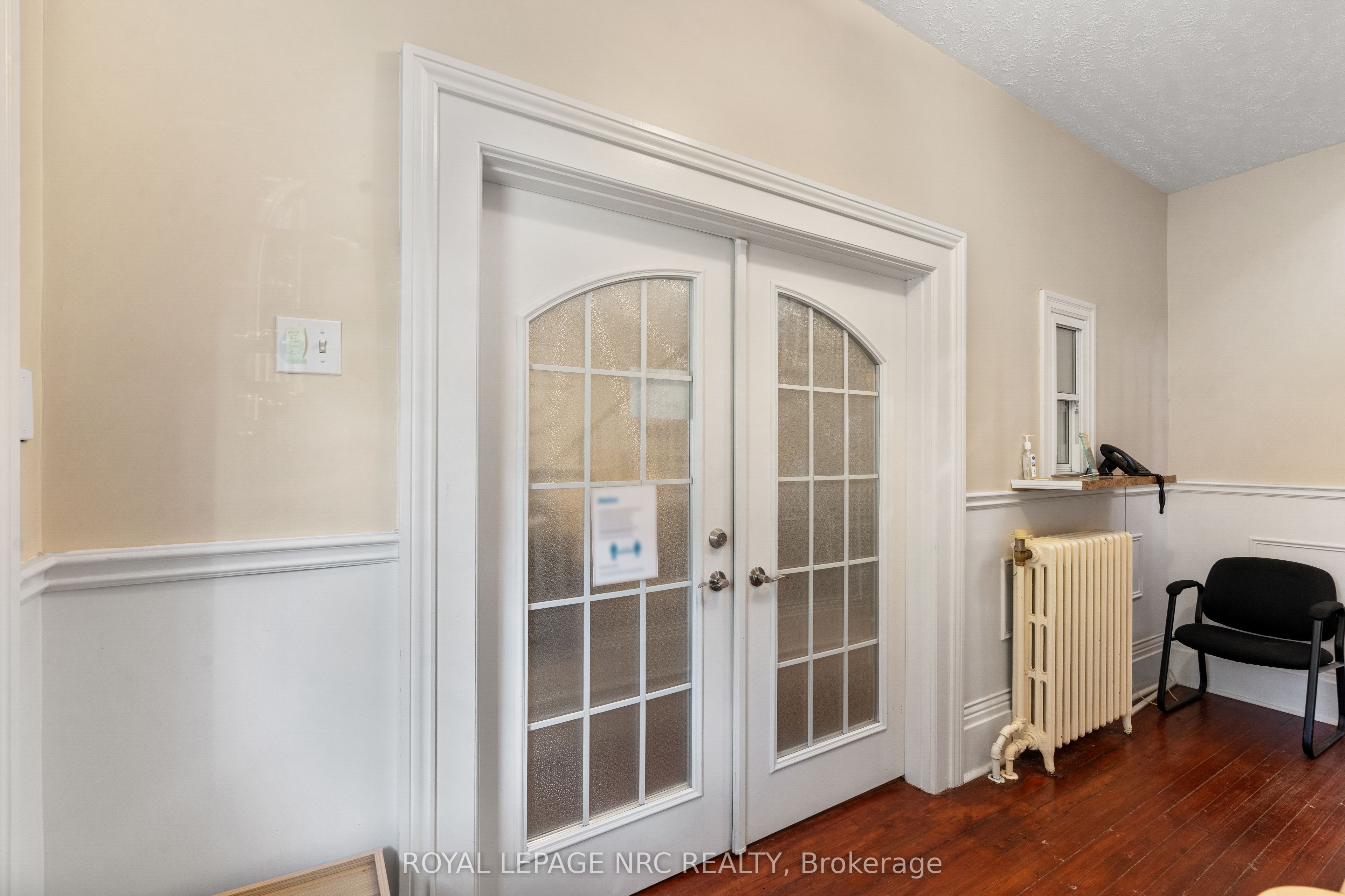 45 Welland Avenue Property Photo 8