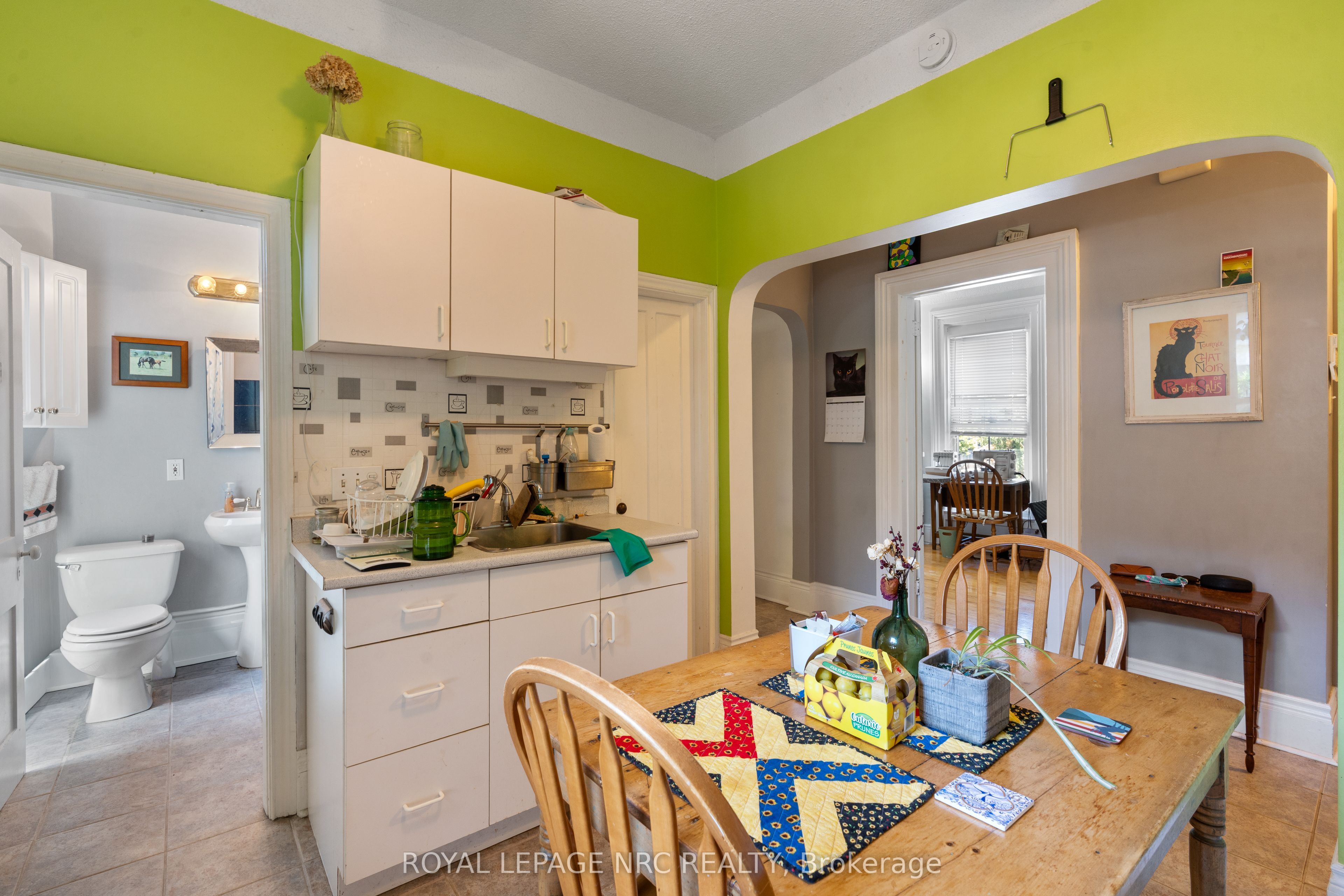 45 Welland Avenue Property Photo 23