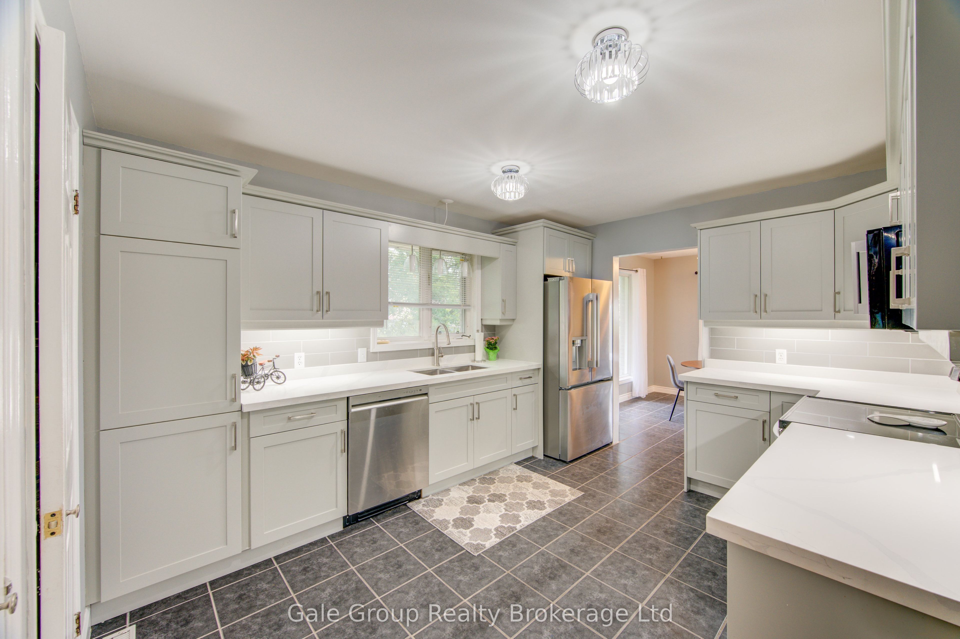 9090 Plank Road Property Photo 10