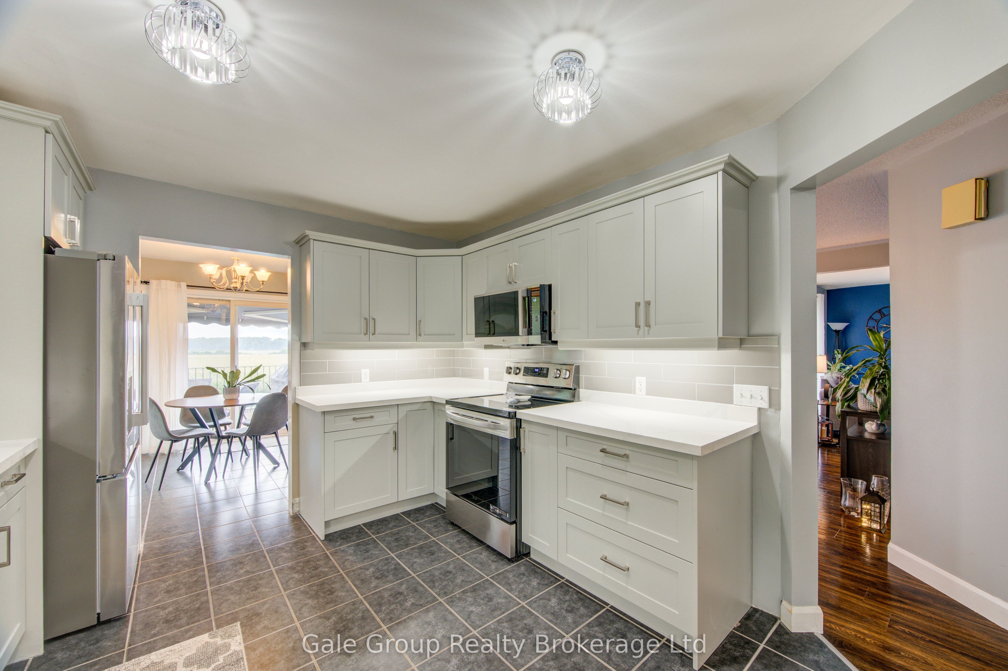 9090 Plank Road Property Photo 13