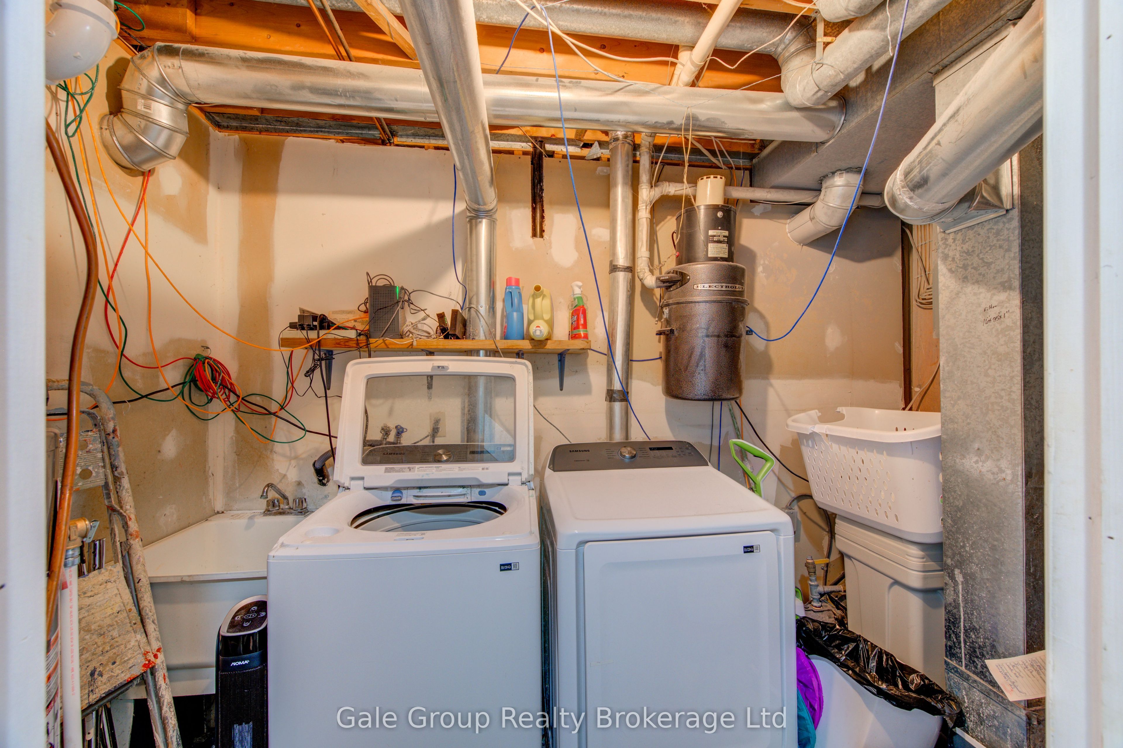 9090 Plank Road Property Photo 28