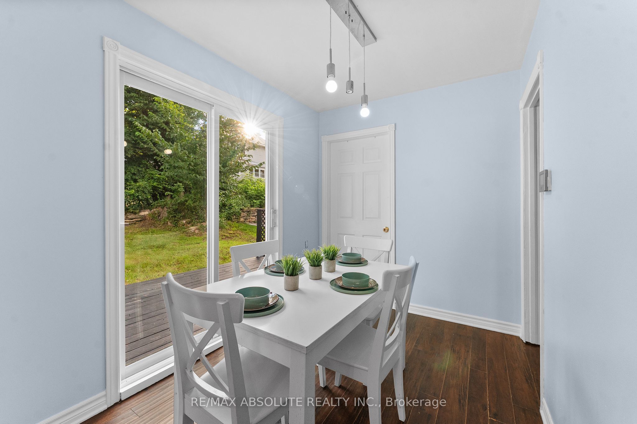 853 B River Road Property Photo 11