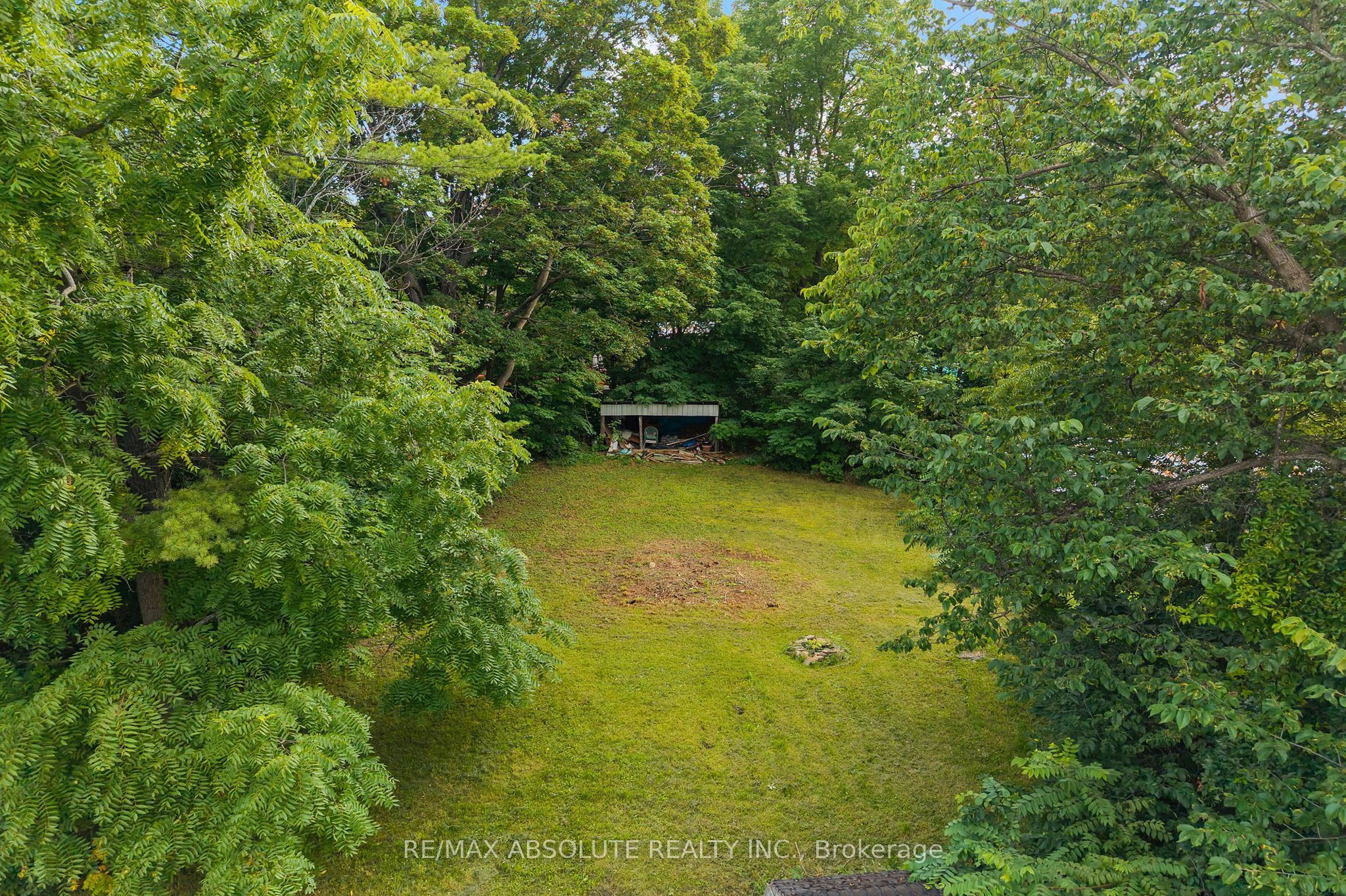 853 B River Road Property Photo 33
