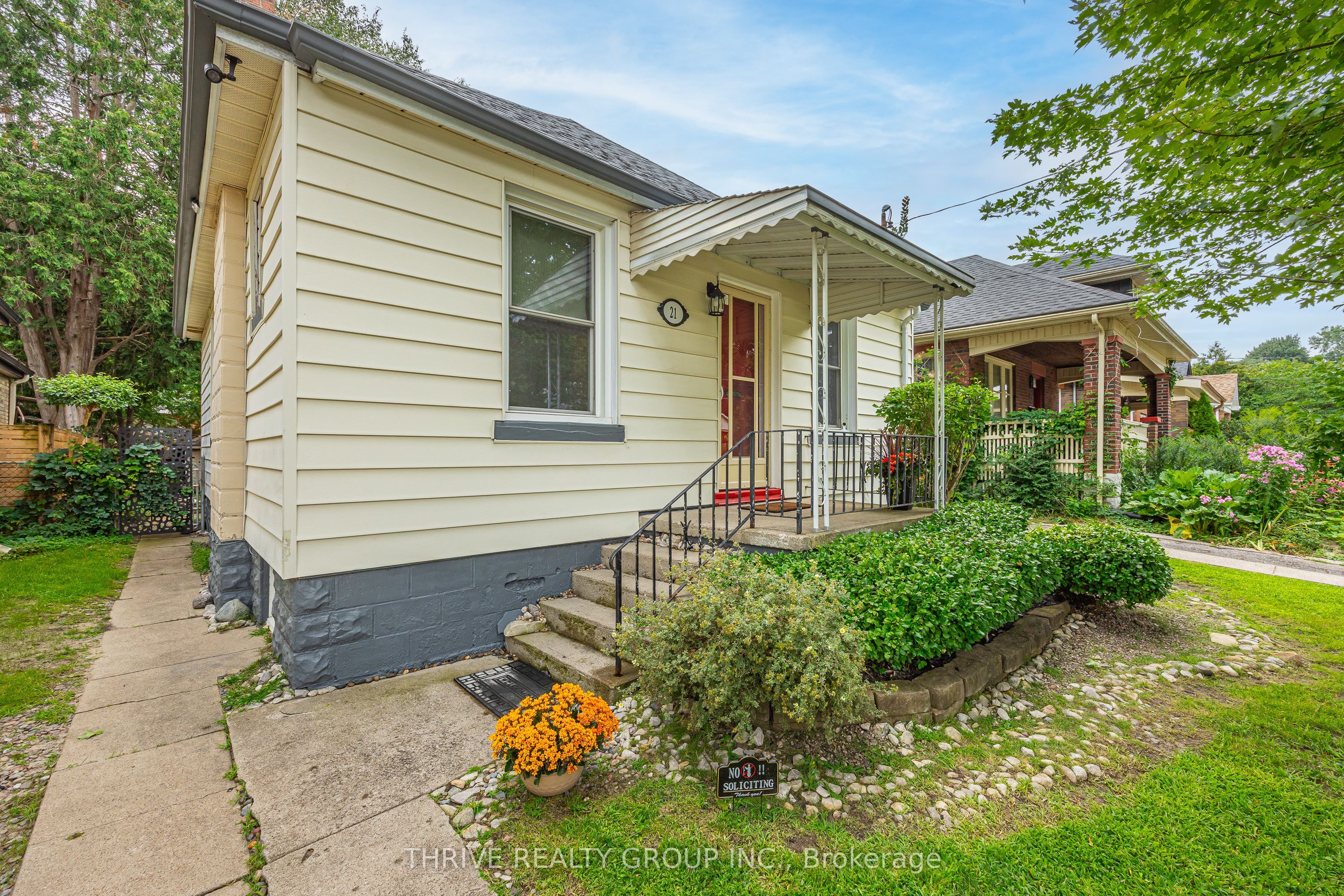 21 Wolseley Avenue Property Photo 3