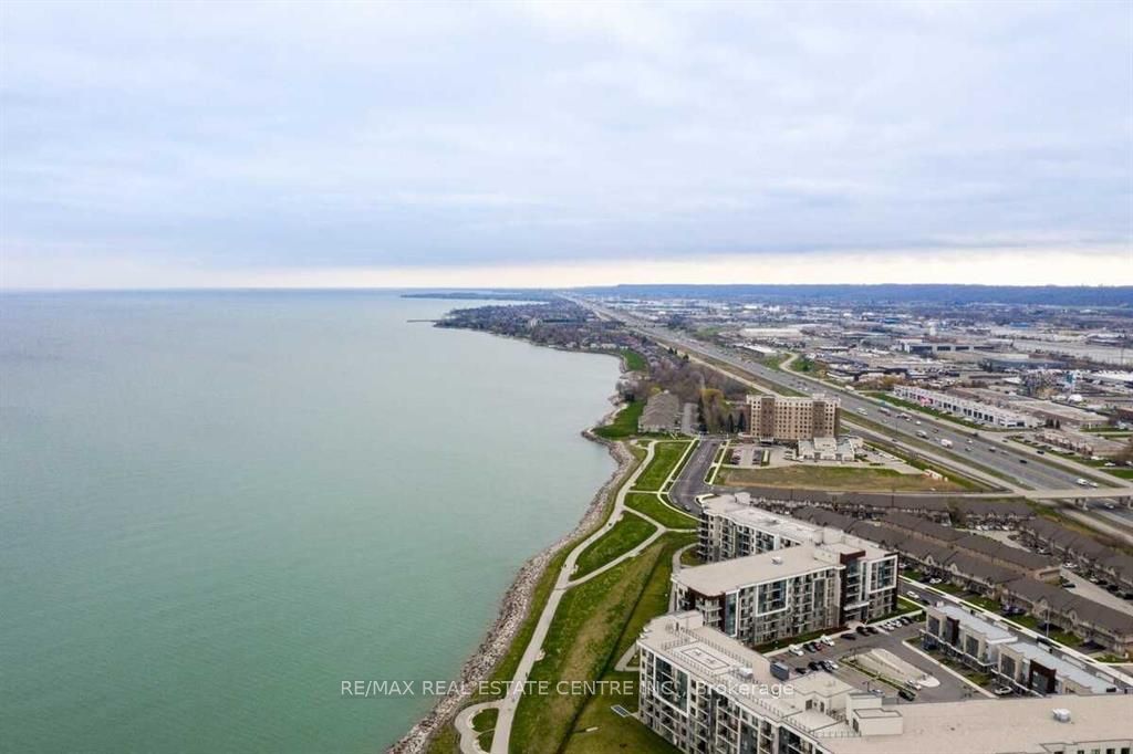 7 Waterview Drive Property Photo 1