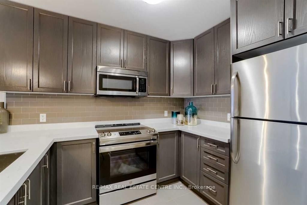 7 Waterview Drive Property Photo 18