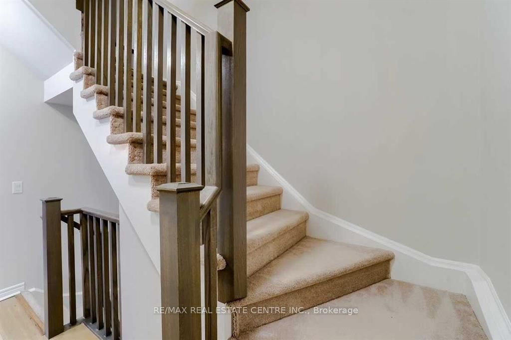 7 Waterview Drive Property Photo 24