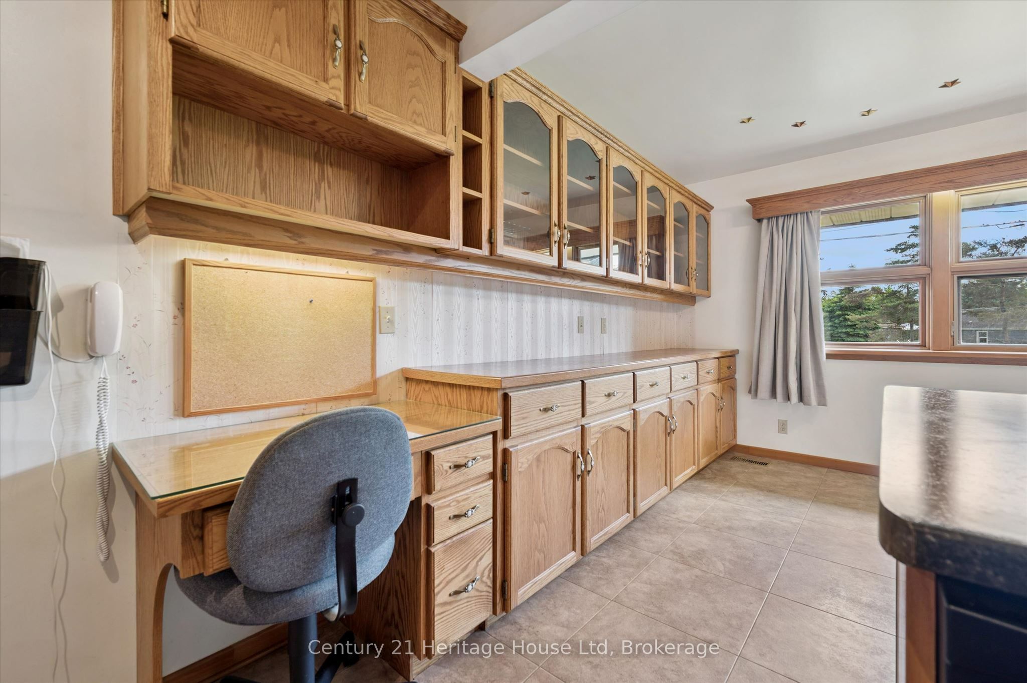 470 Cameron Street Property Photo 17