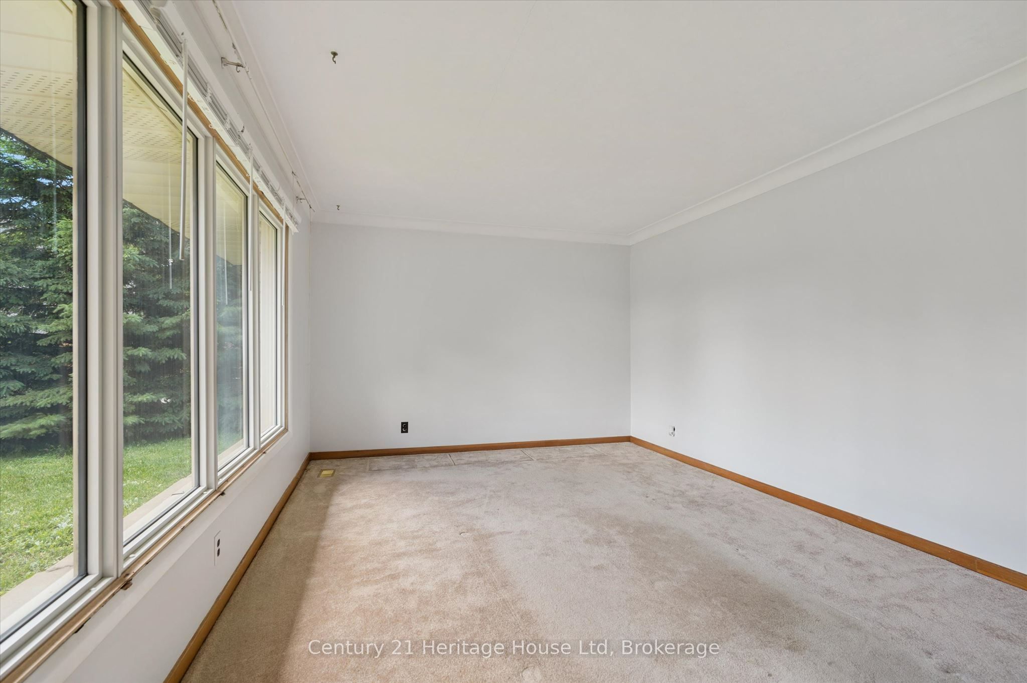 470 Cameron Street Property Photo 20