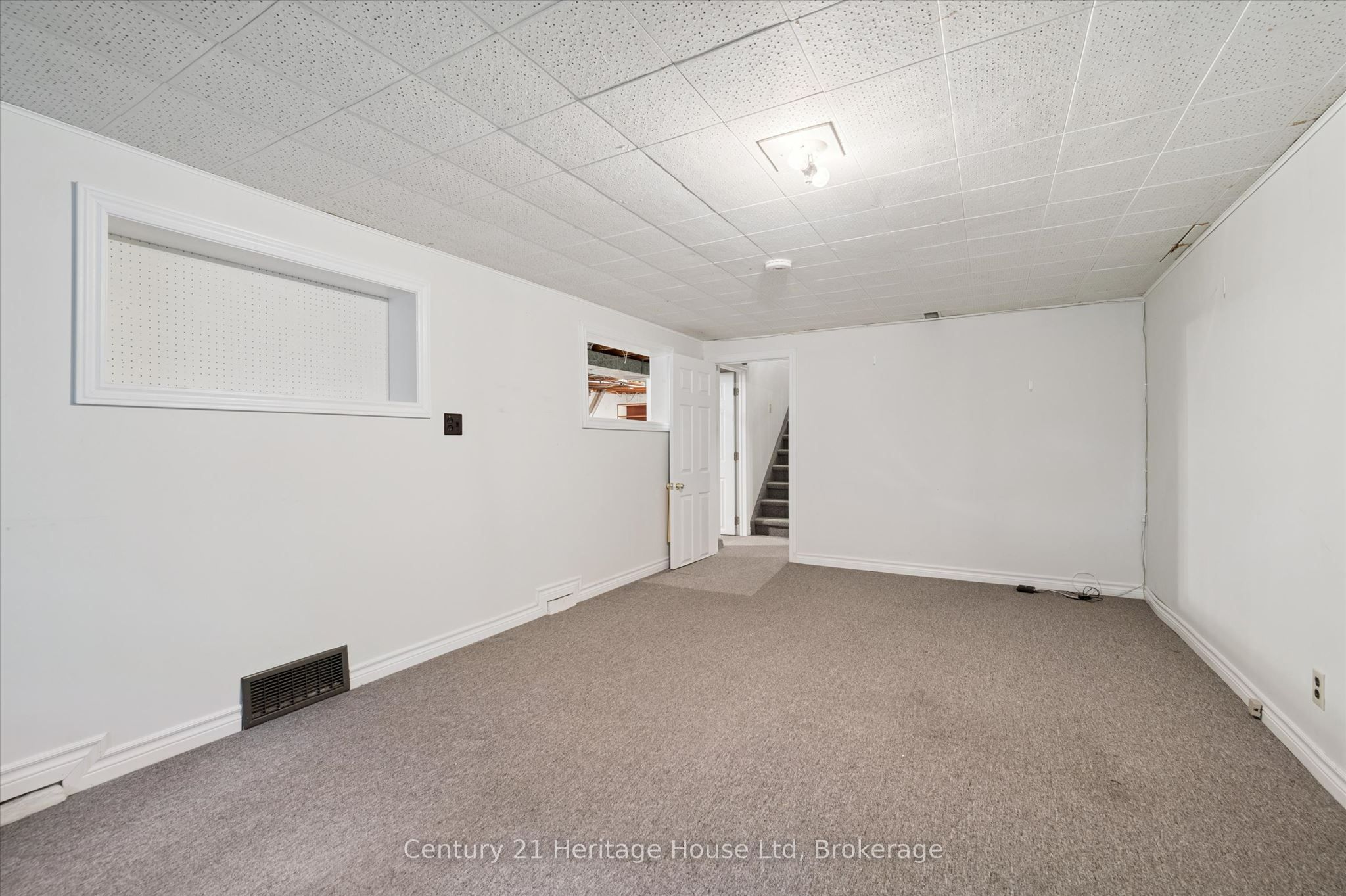 470 Cameron Street Property Photo 28