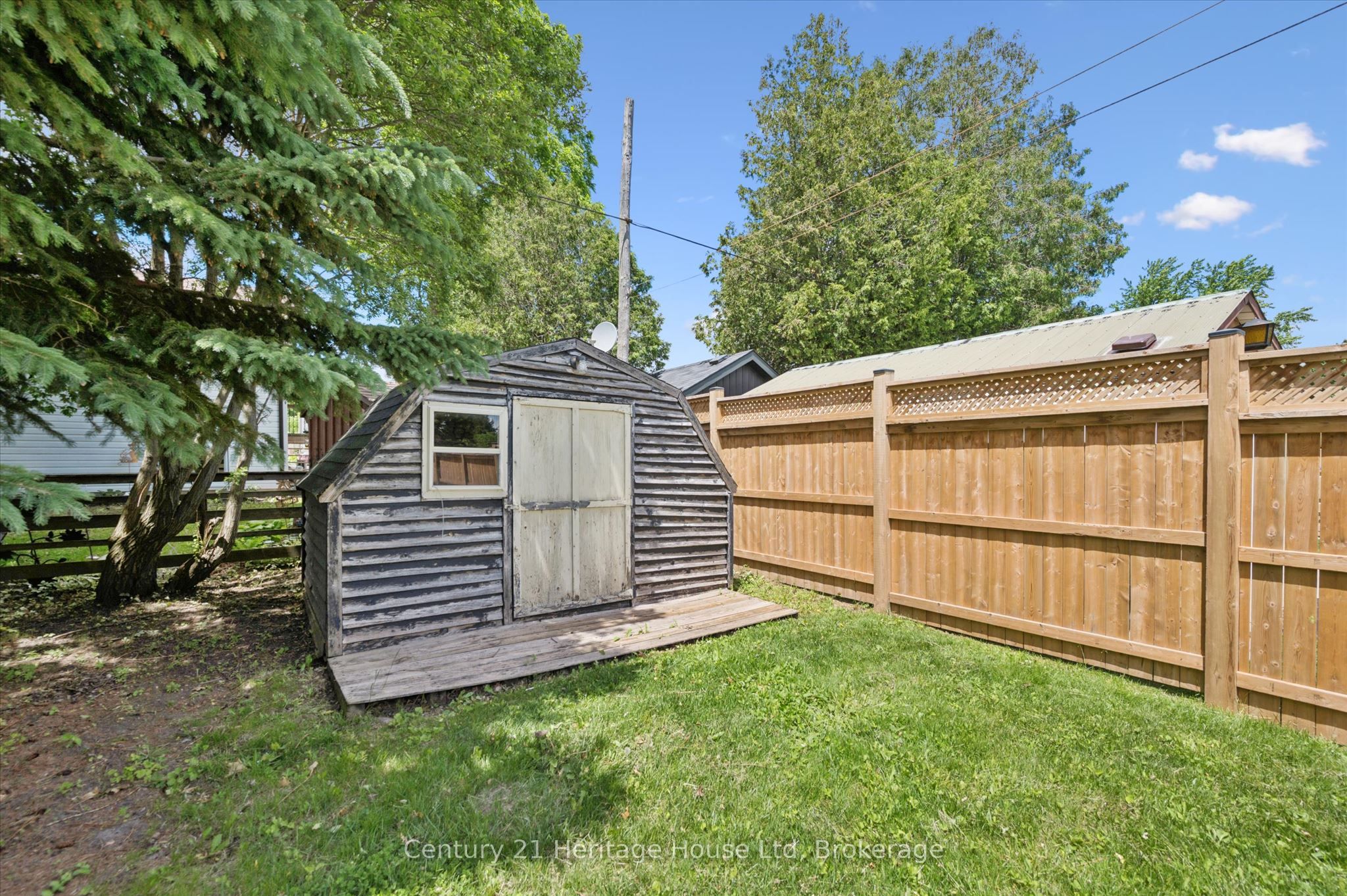 470 Cameron Street Property Photo 39