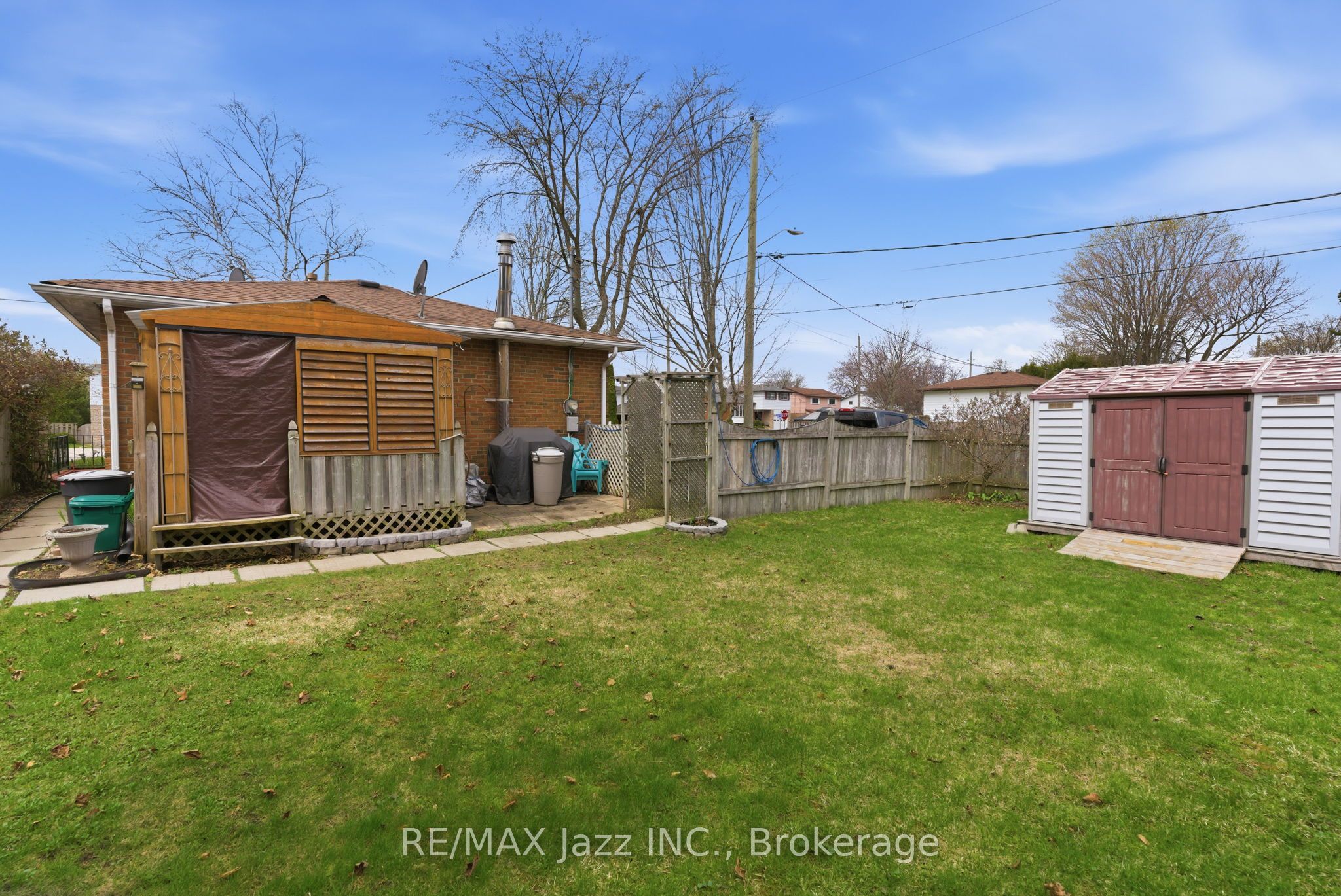 621 Willow Crescent Property Photo 25