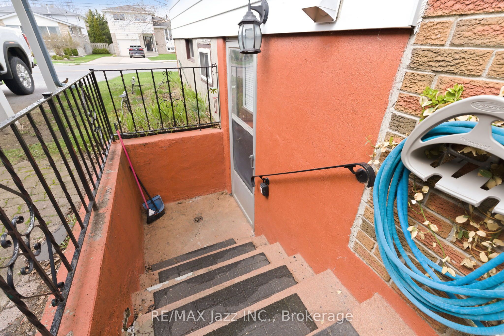 621 Willow Crescent Property Photo 31