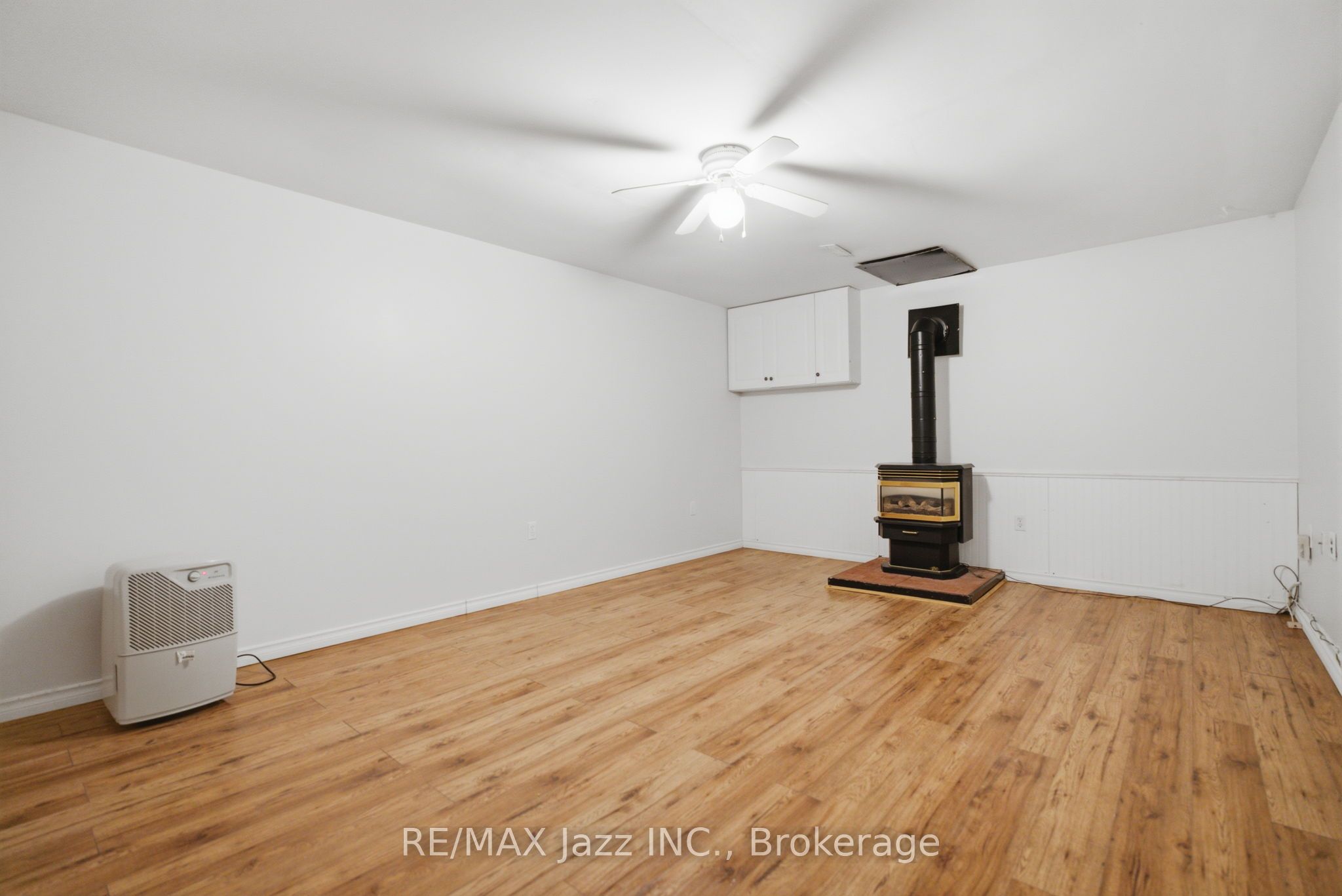 621 Willow Crescent Property Photo 47