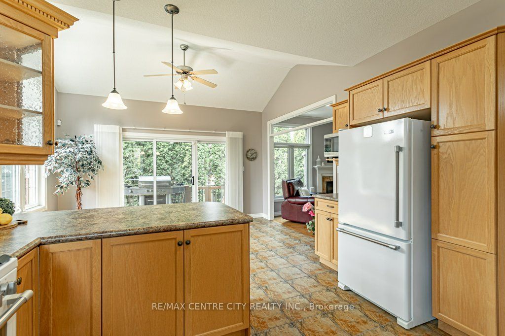 100 Southgate Parkway 37 Property Photo 12