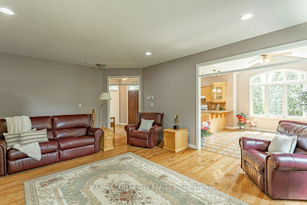 100 Southgate Parkway 37 Property Photo 18