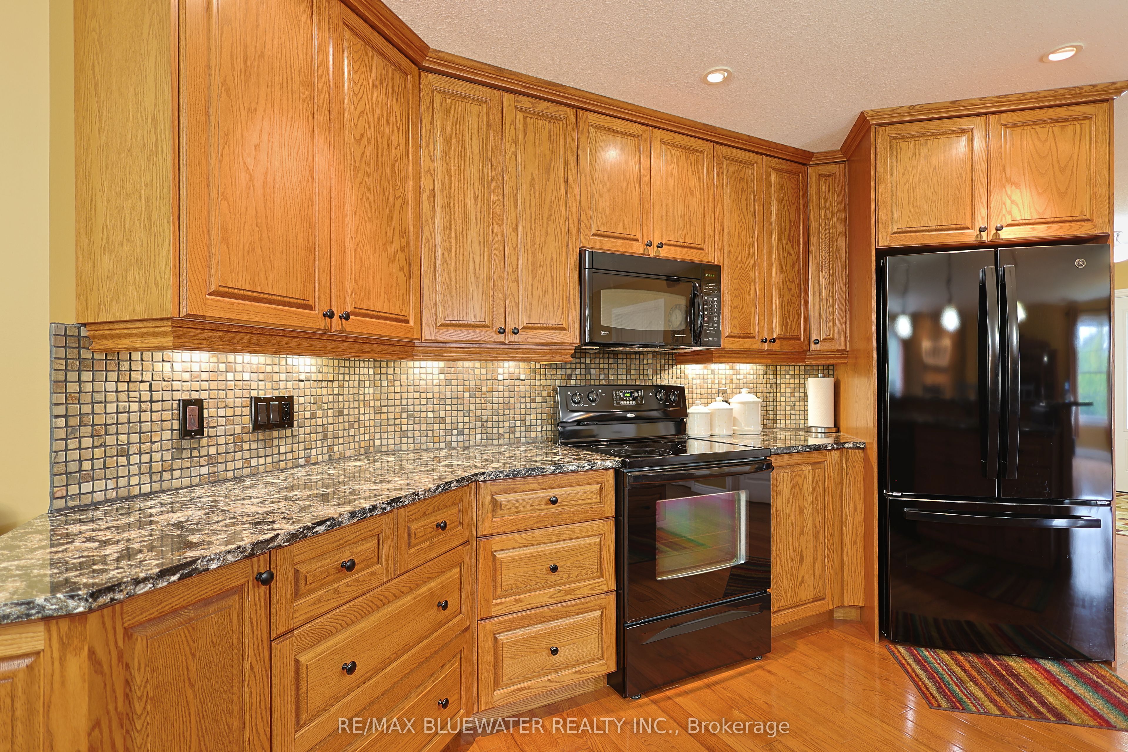 71837 Sunridge Crescent Property Photo 14