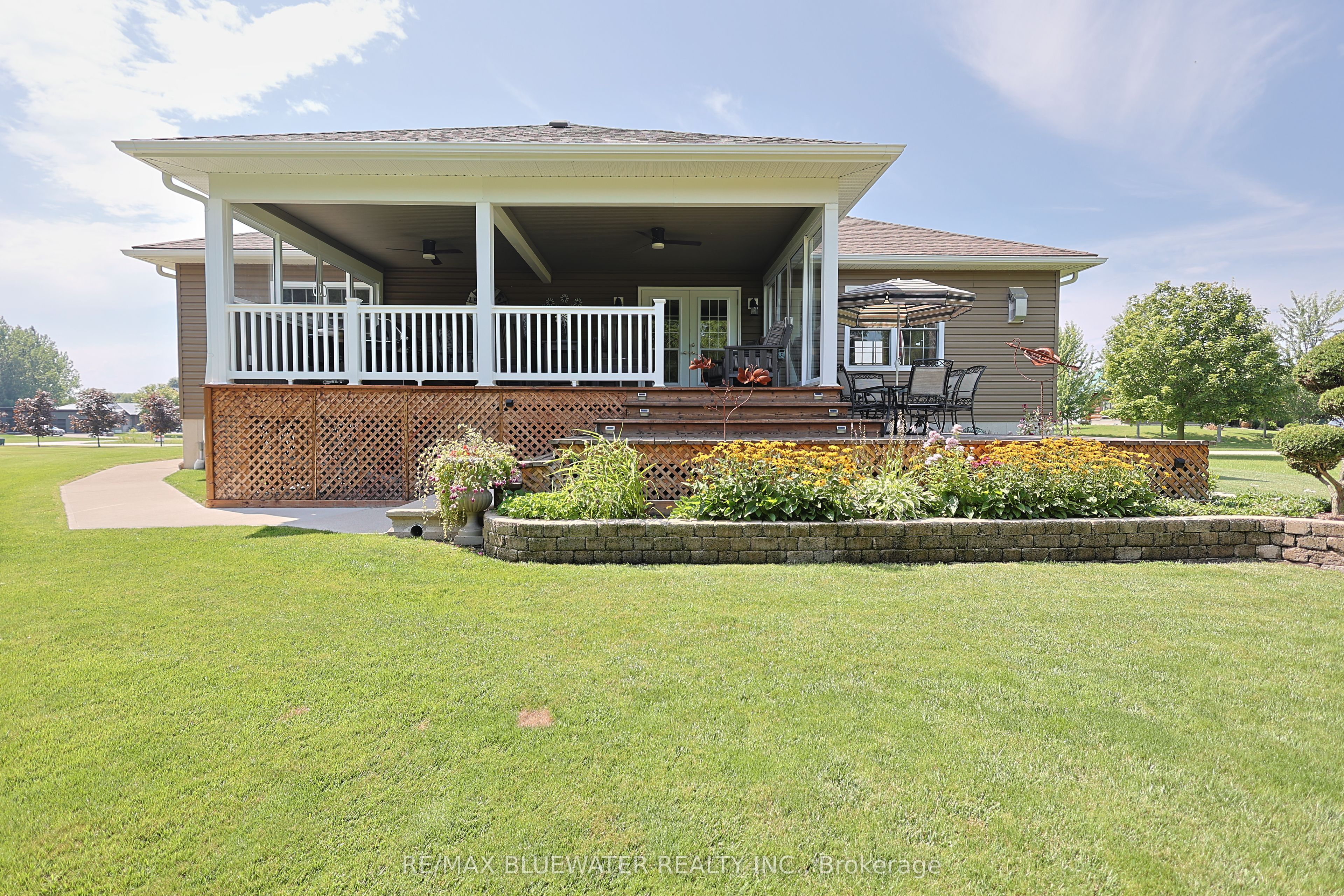71837 Sunridge Crescent Property Photo 37
