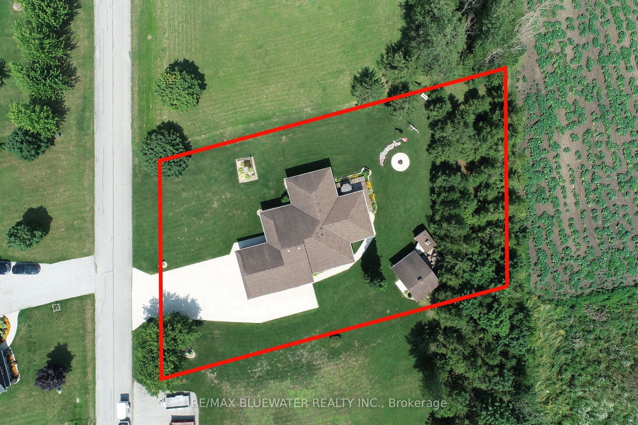 71837 Sunridge Crescent Property Photo 46