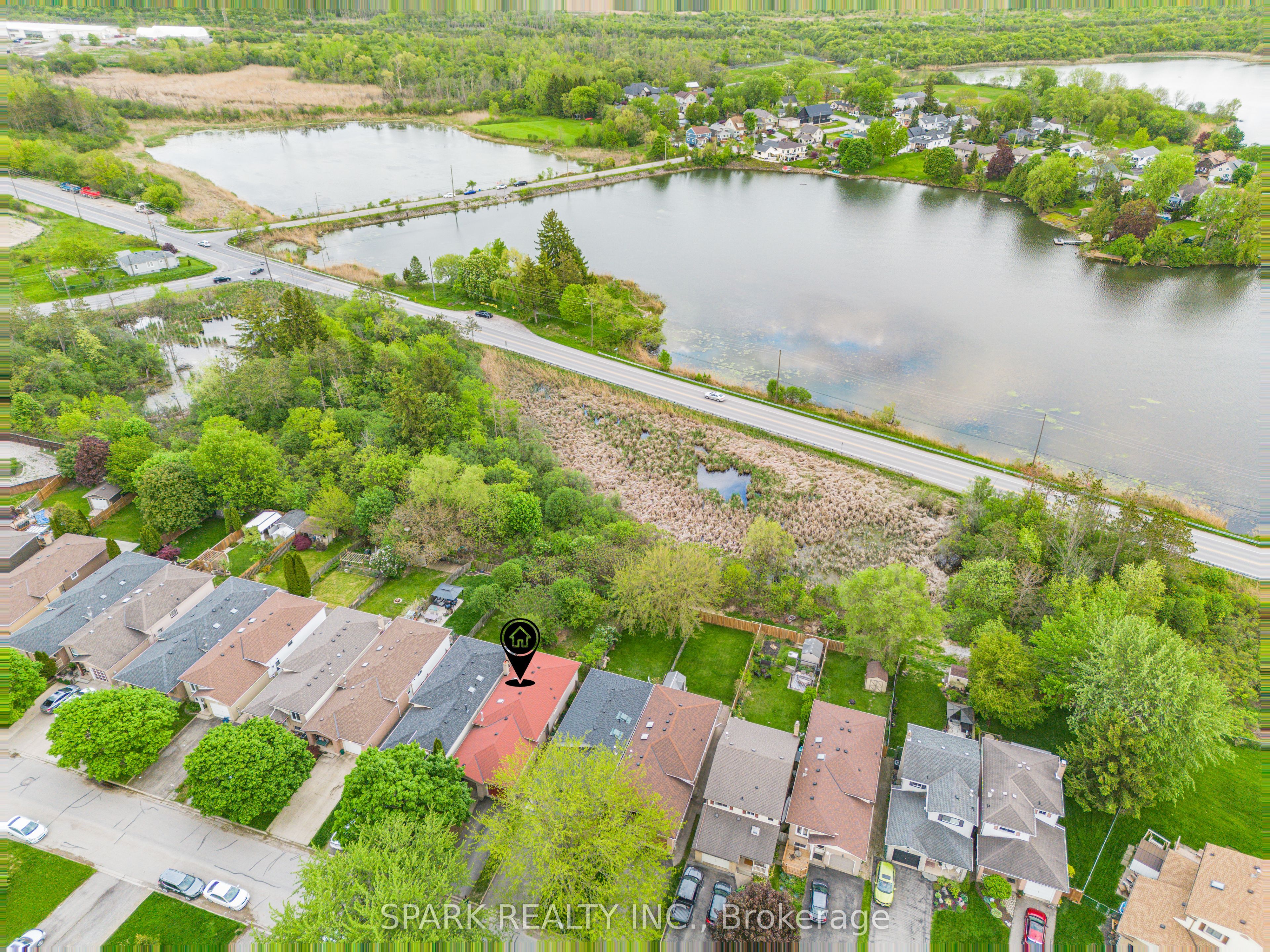 28 Lampman Crescent Property Photo 31