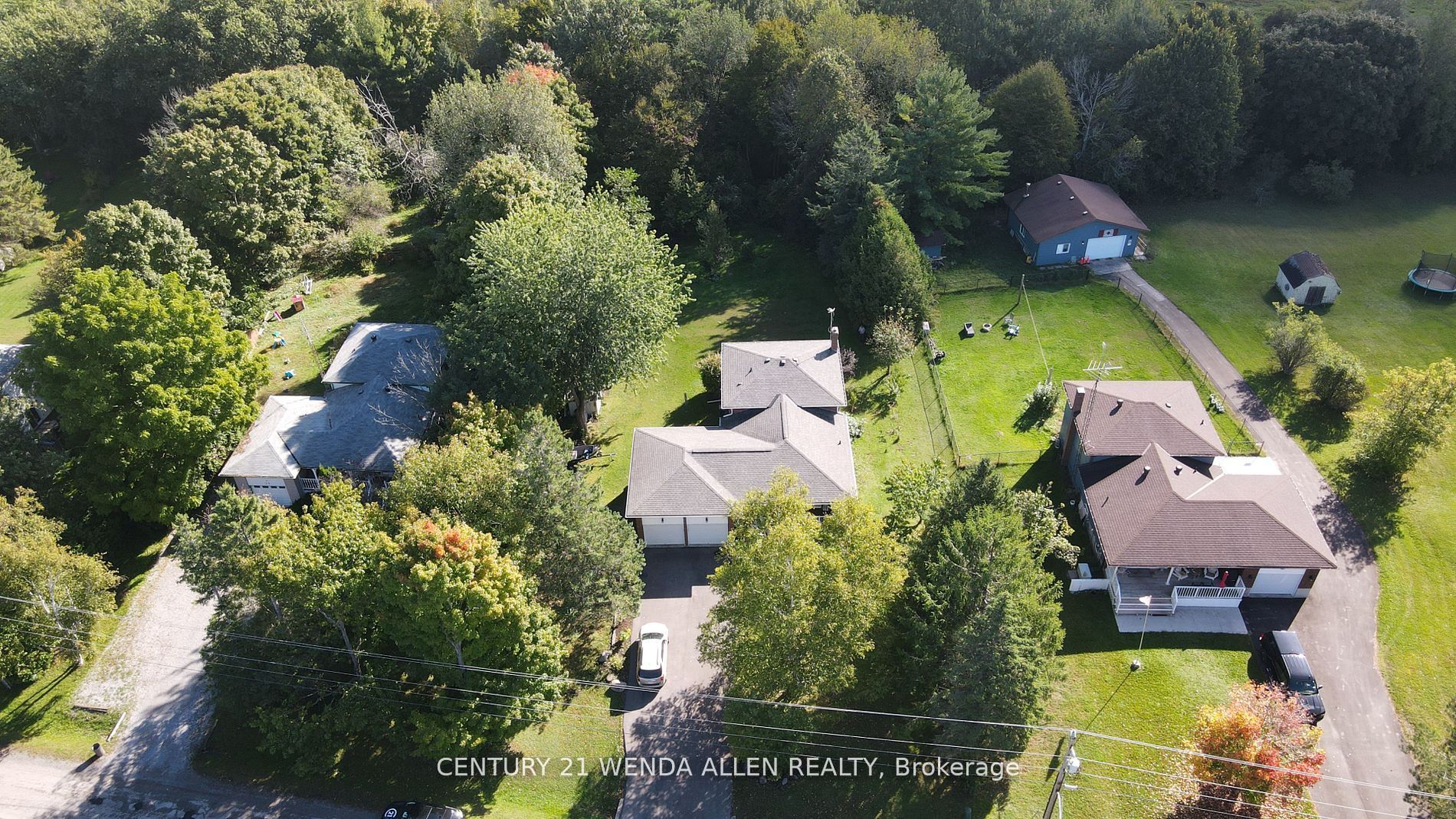 14 Manvers Drive Property Photo 4
