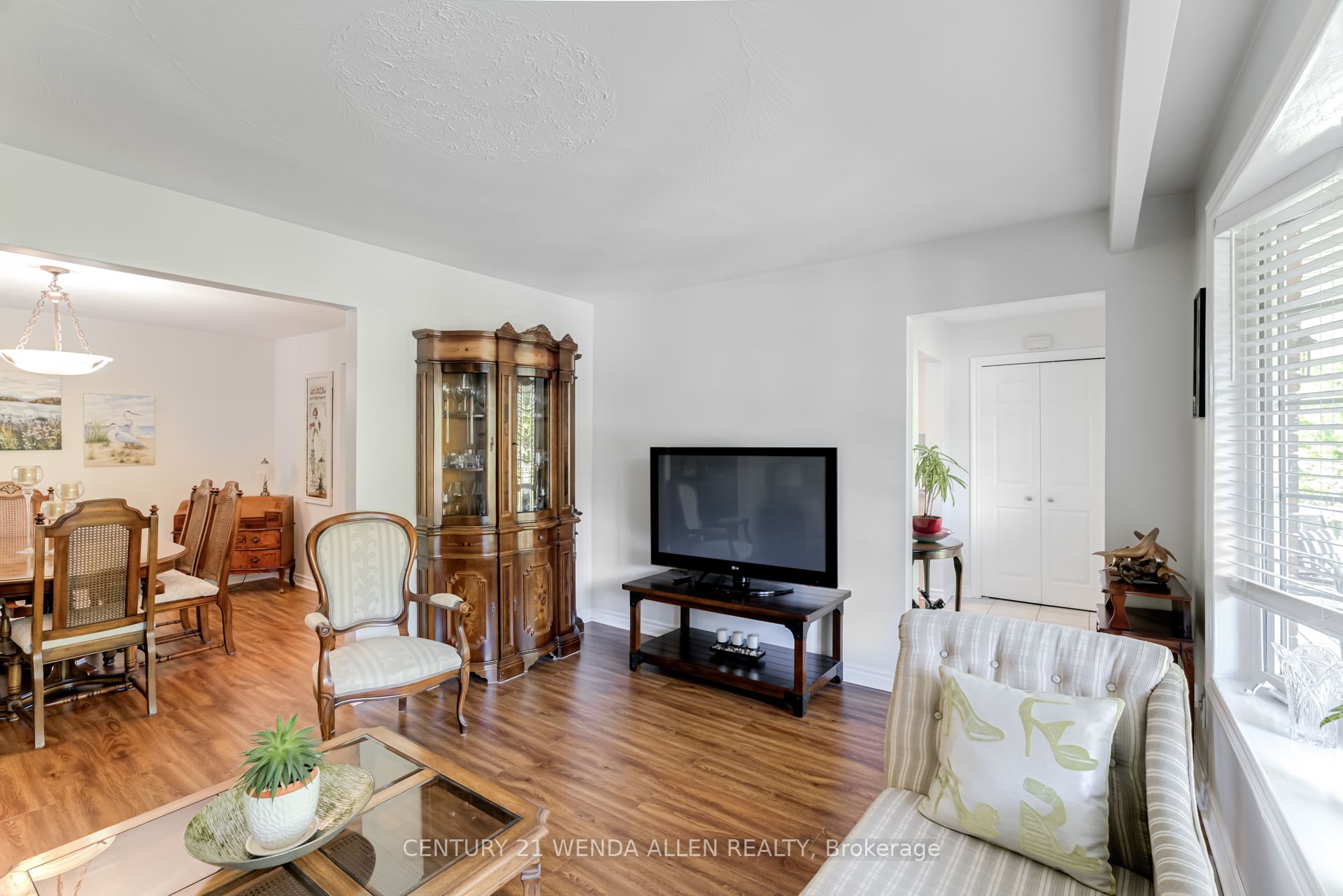 14 Manvers Drive Property Photo 12