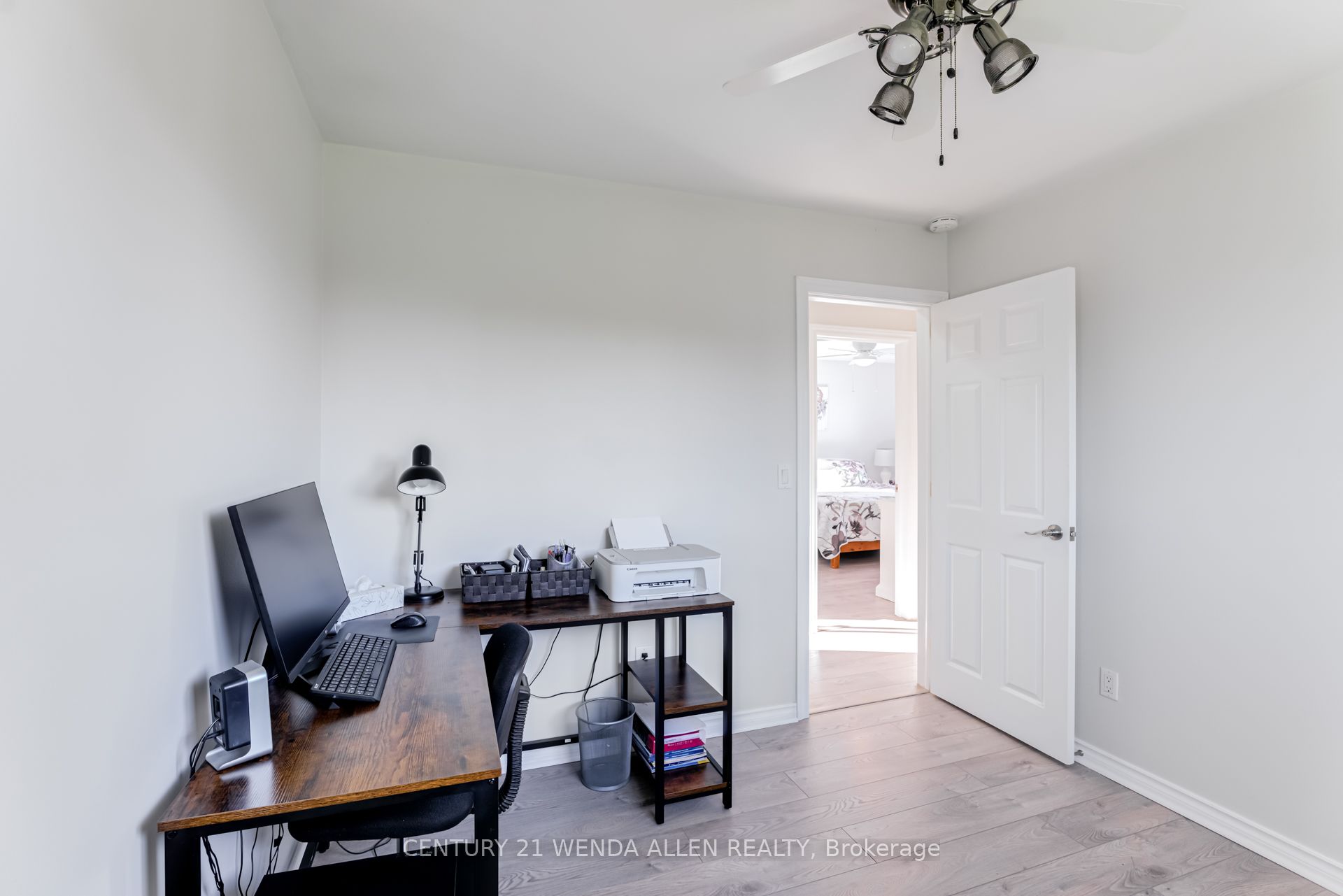 14 Manvers Drive Property Photo 29