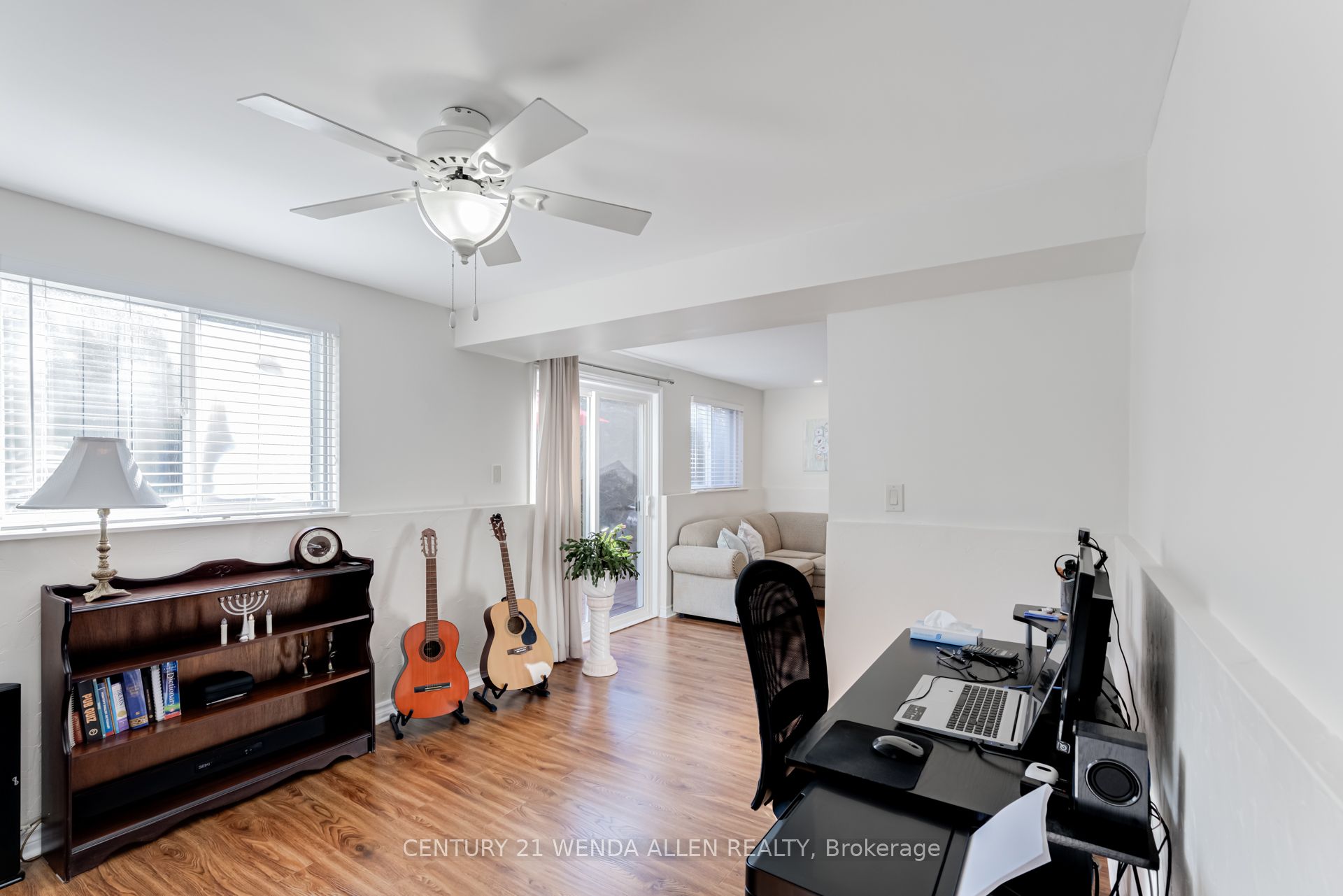 14 Manvers Drive Property Photo 37
