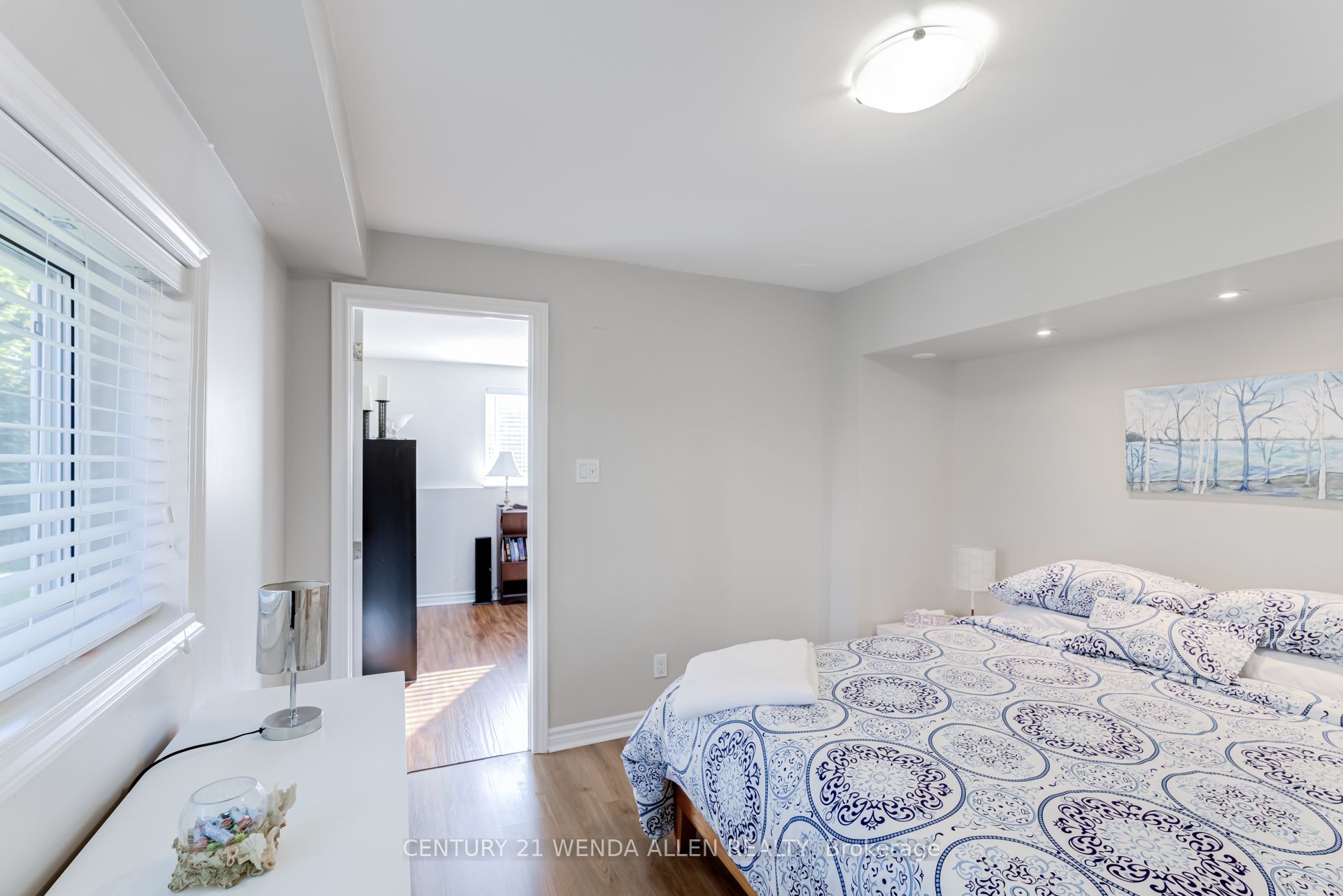 14 Manvers Drive Property Photo 40