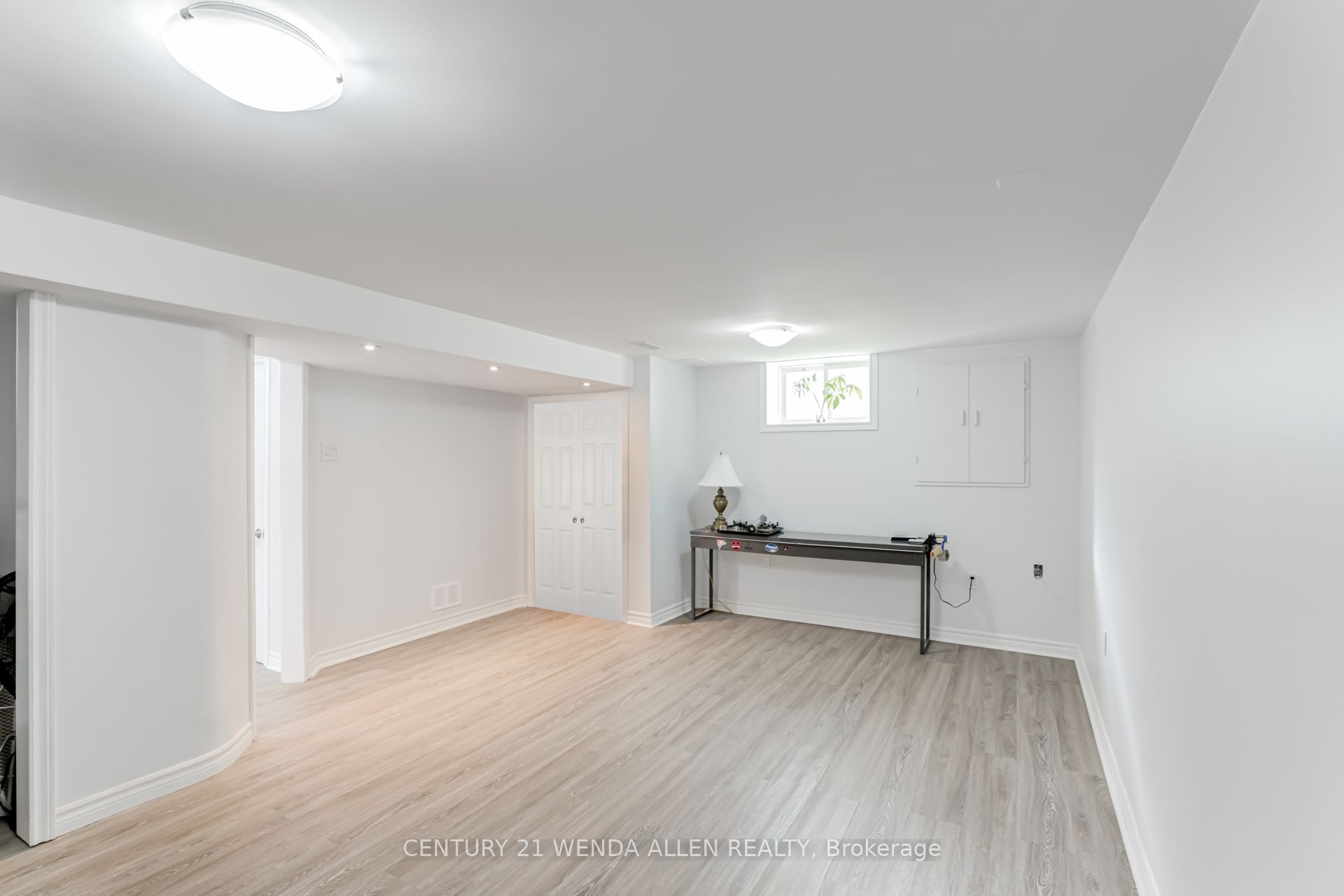 14 Manvers Drive Property Photo 43