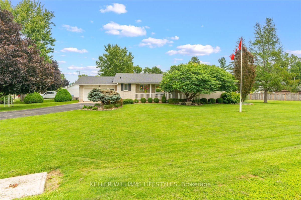 8066 Railroad Line Property Photo 2