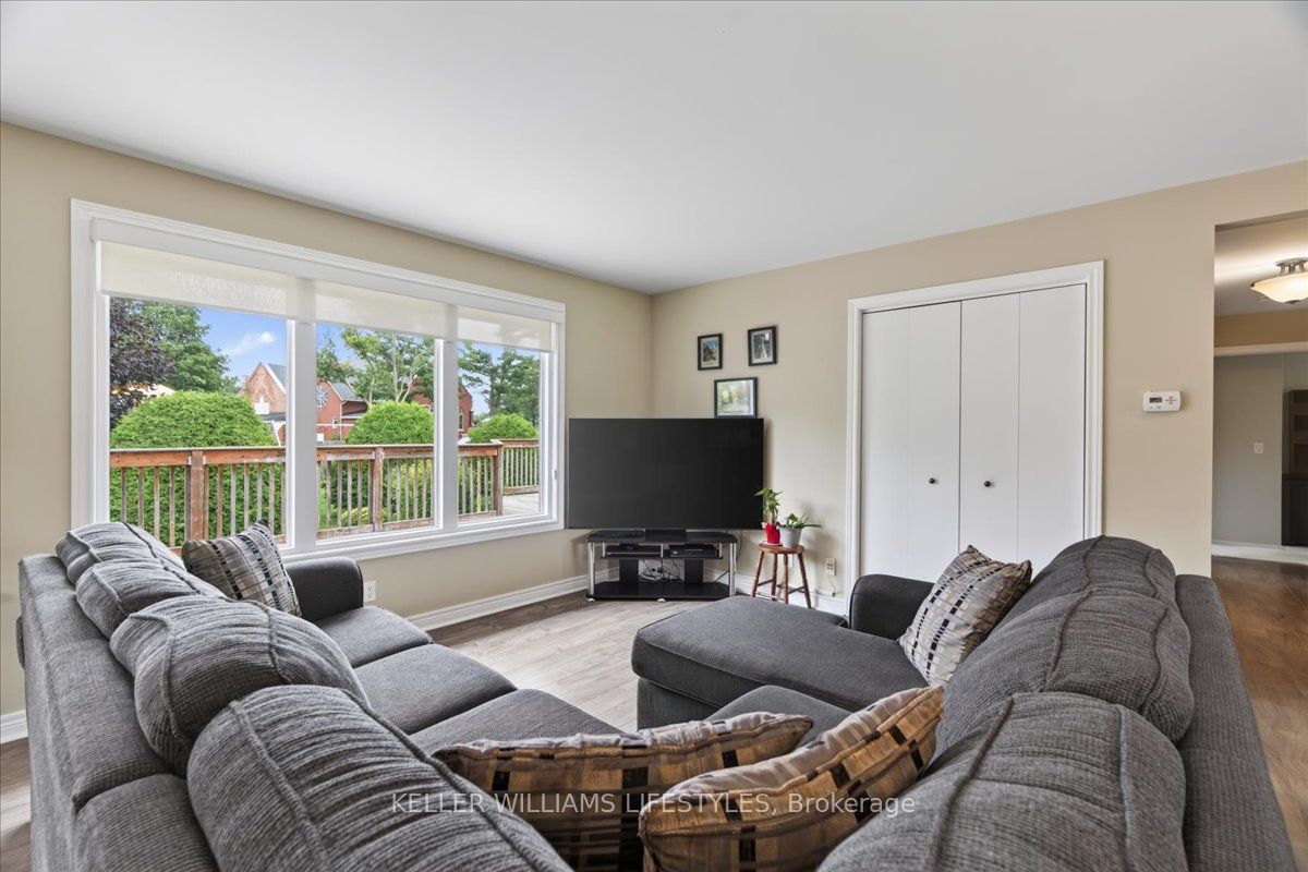 8066 Railroad Line Property Photo 6