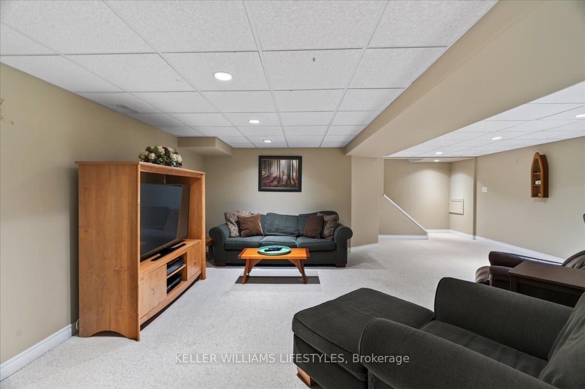 8066 Railroad Line Property Photo 24