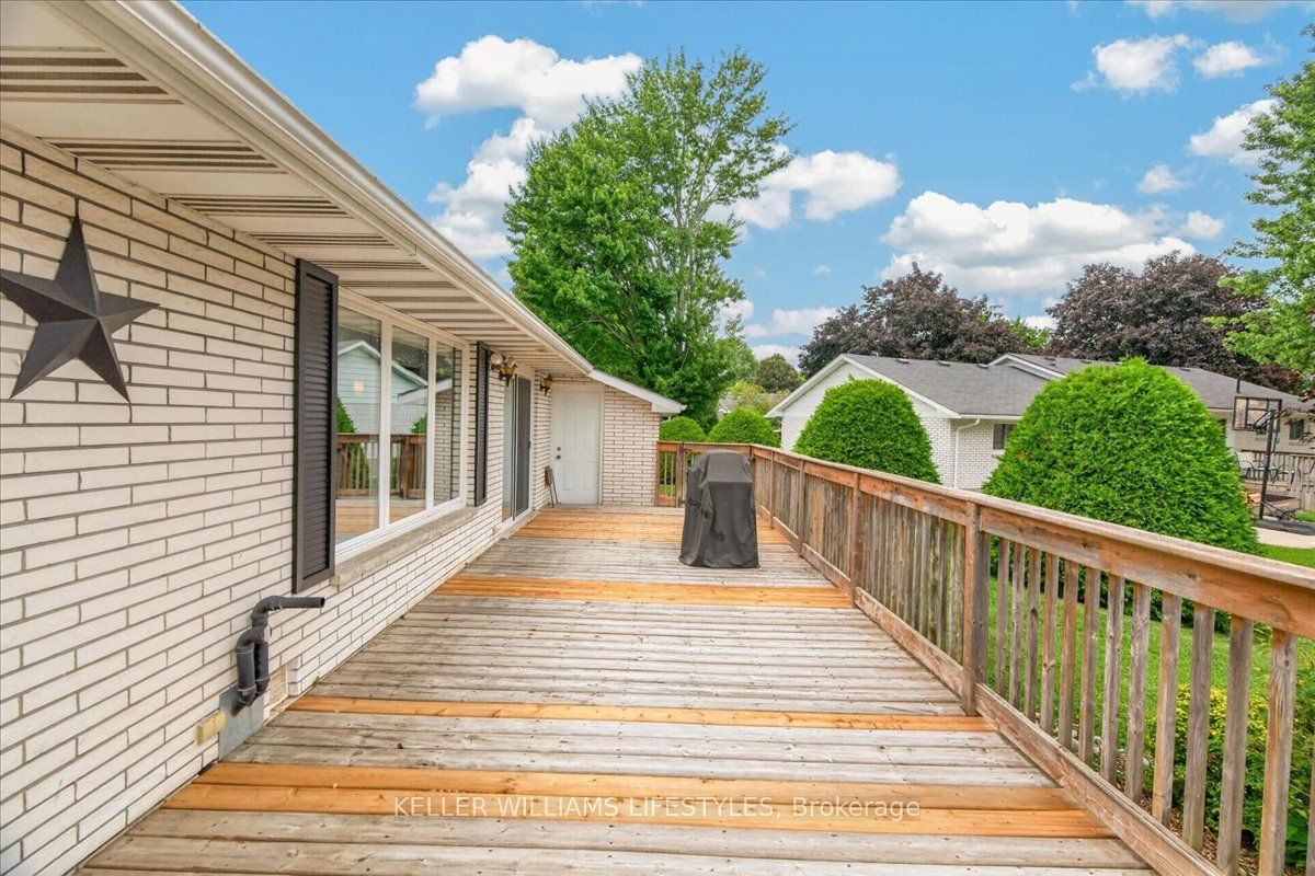 8066 Railroad Line Property Photo 33
